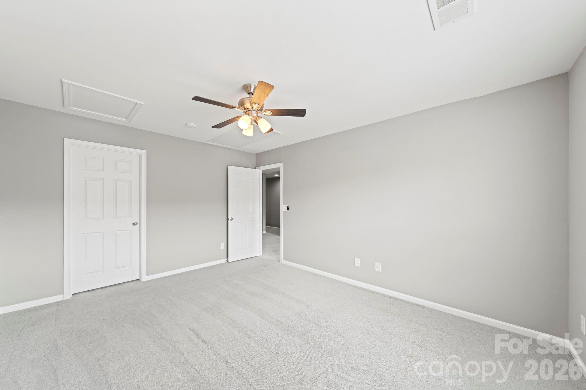 3342 Park South Station Boulevard — Charlotte