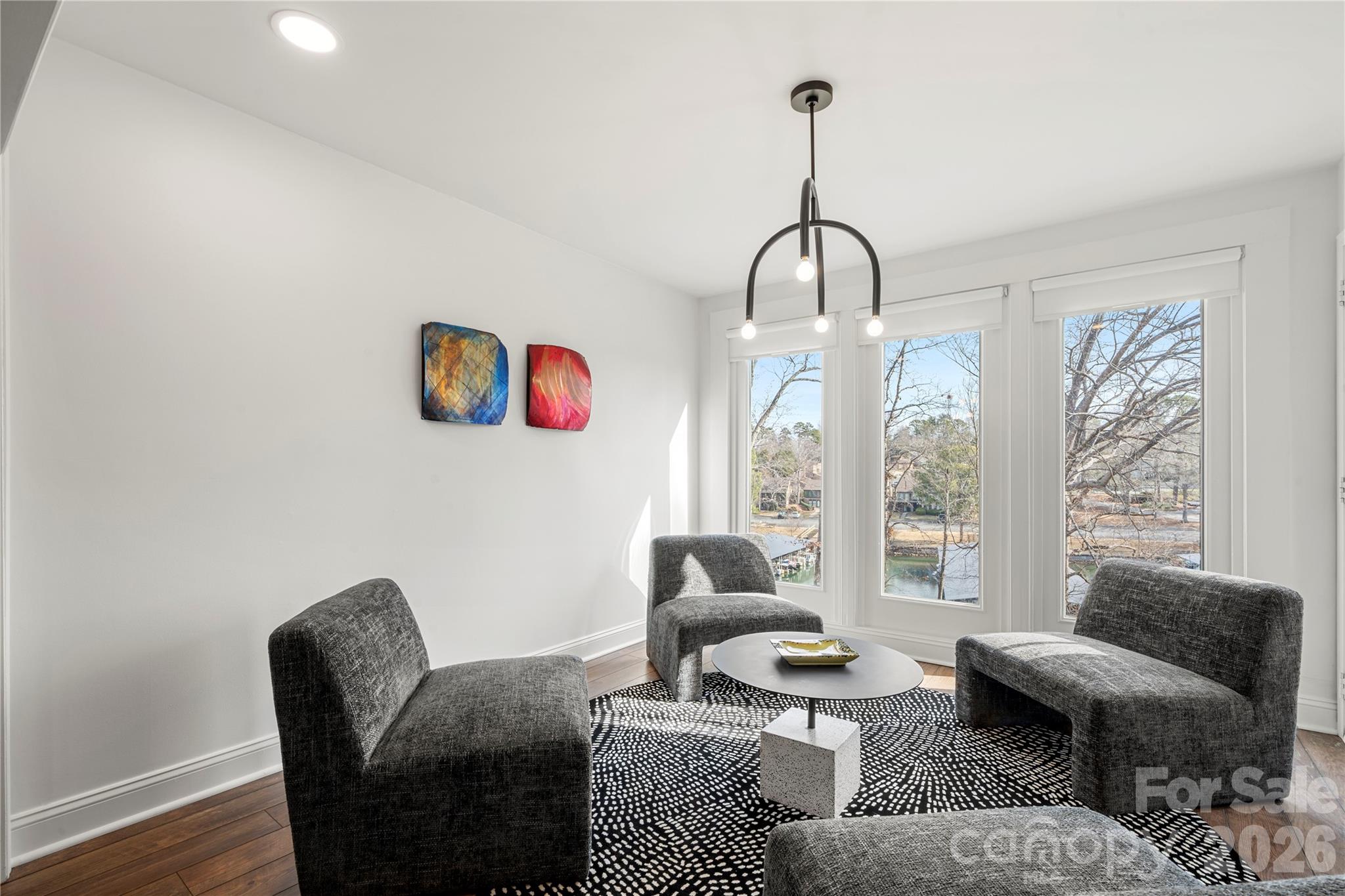 73 Ridgeport Road — Clover