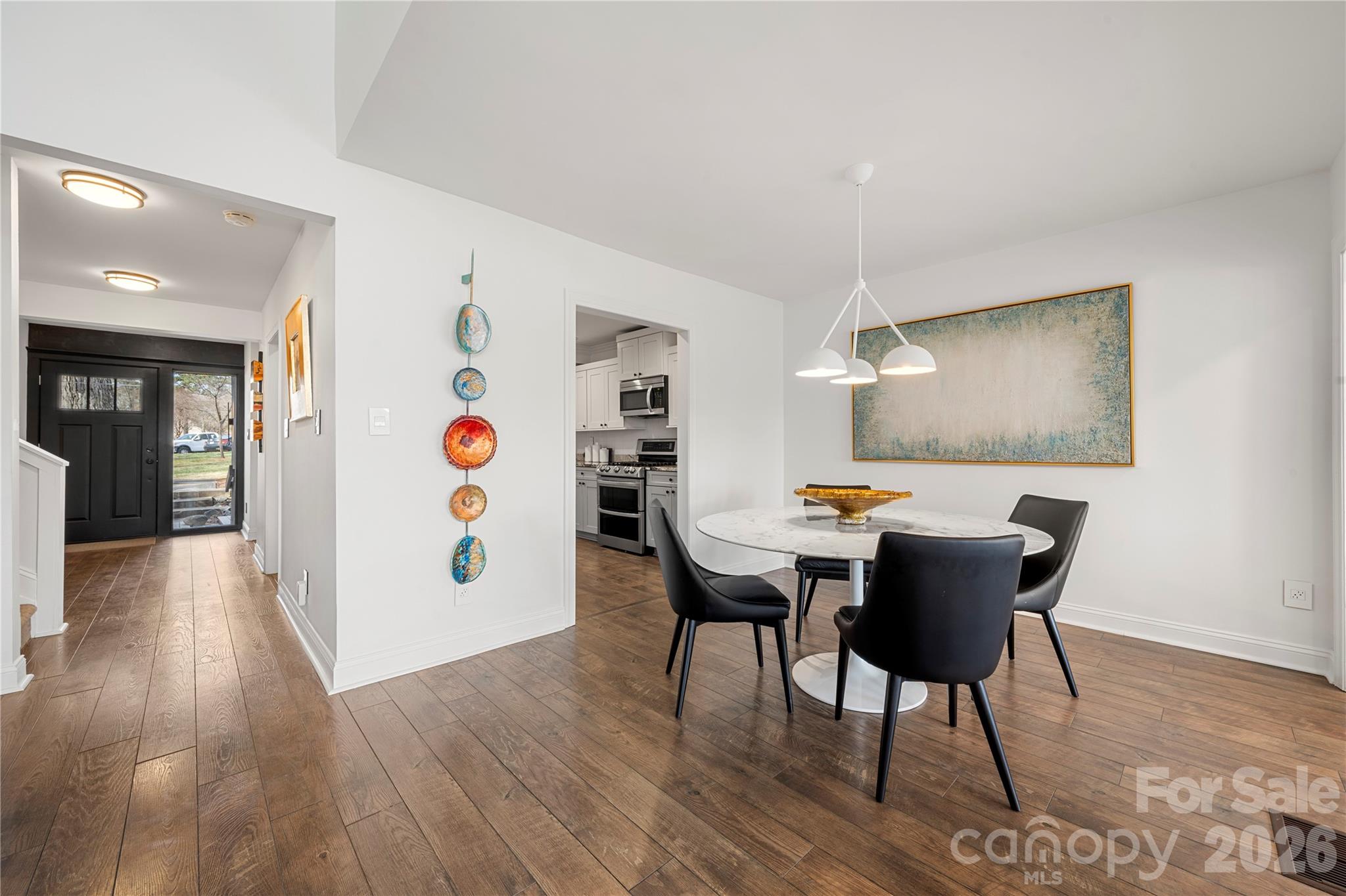 73 Ridgeport Road — Clover