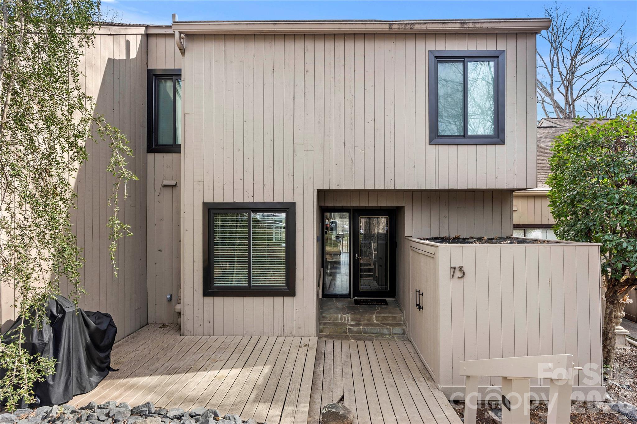 73 Ridgeport Road — Clover