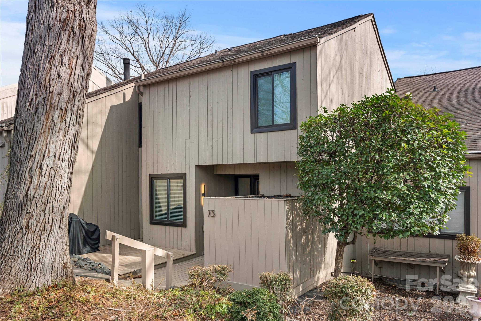 73 Ridgeport Road — Clover