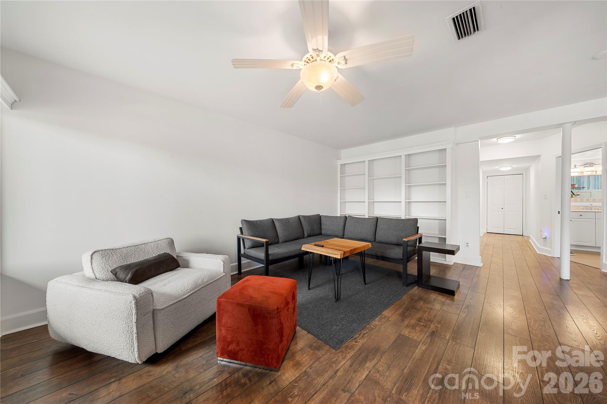 73 Ridgeport Road — Clover