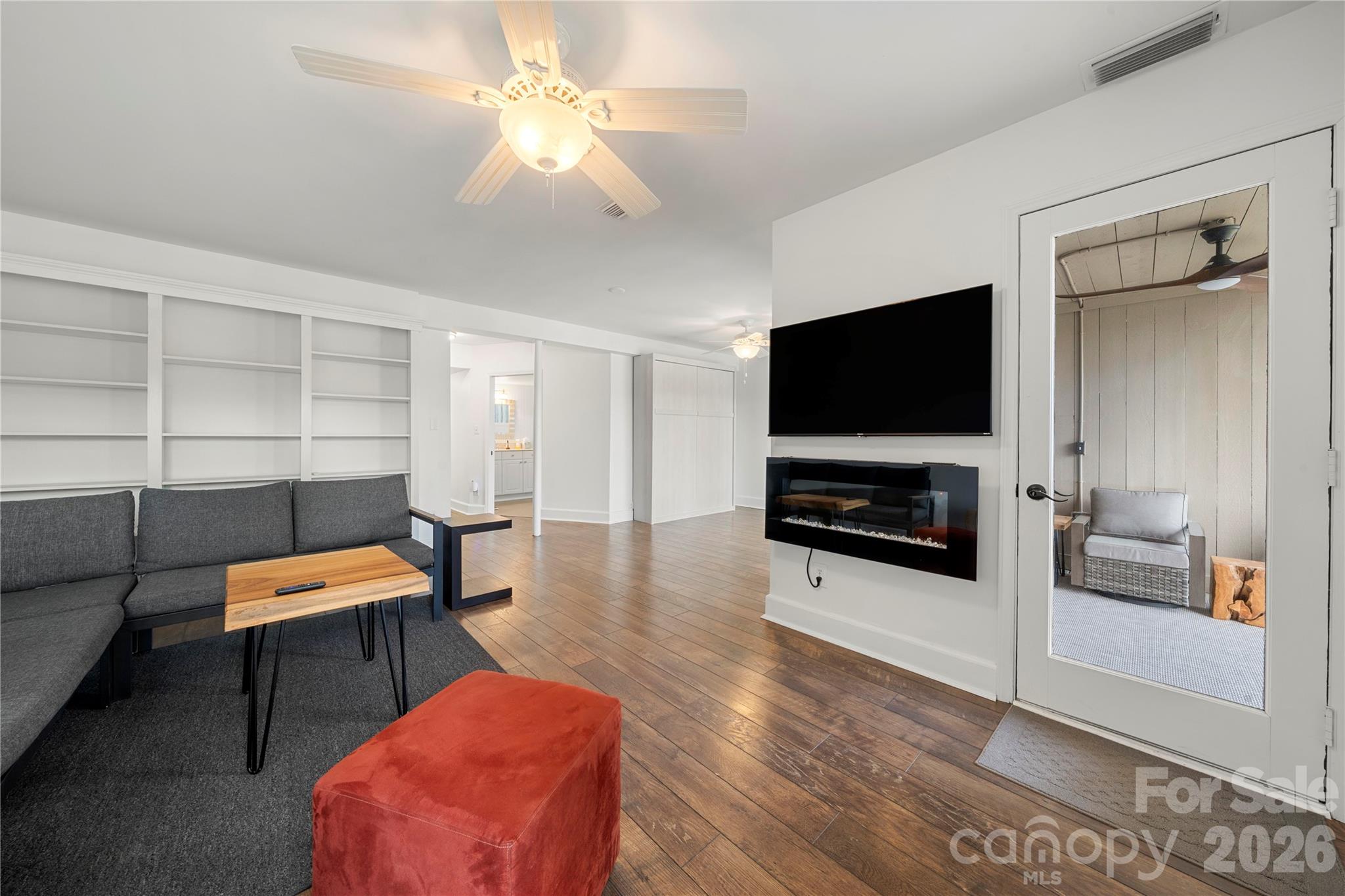73 Ridgeport Road — Clover
