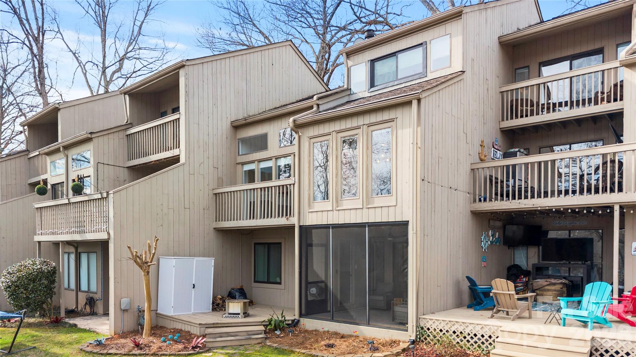 73 Ridgeport Road — Clover