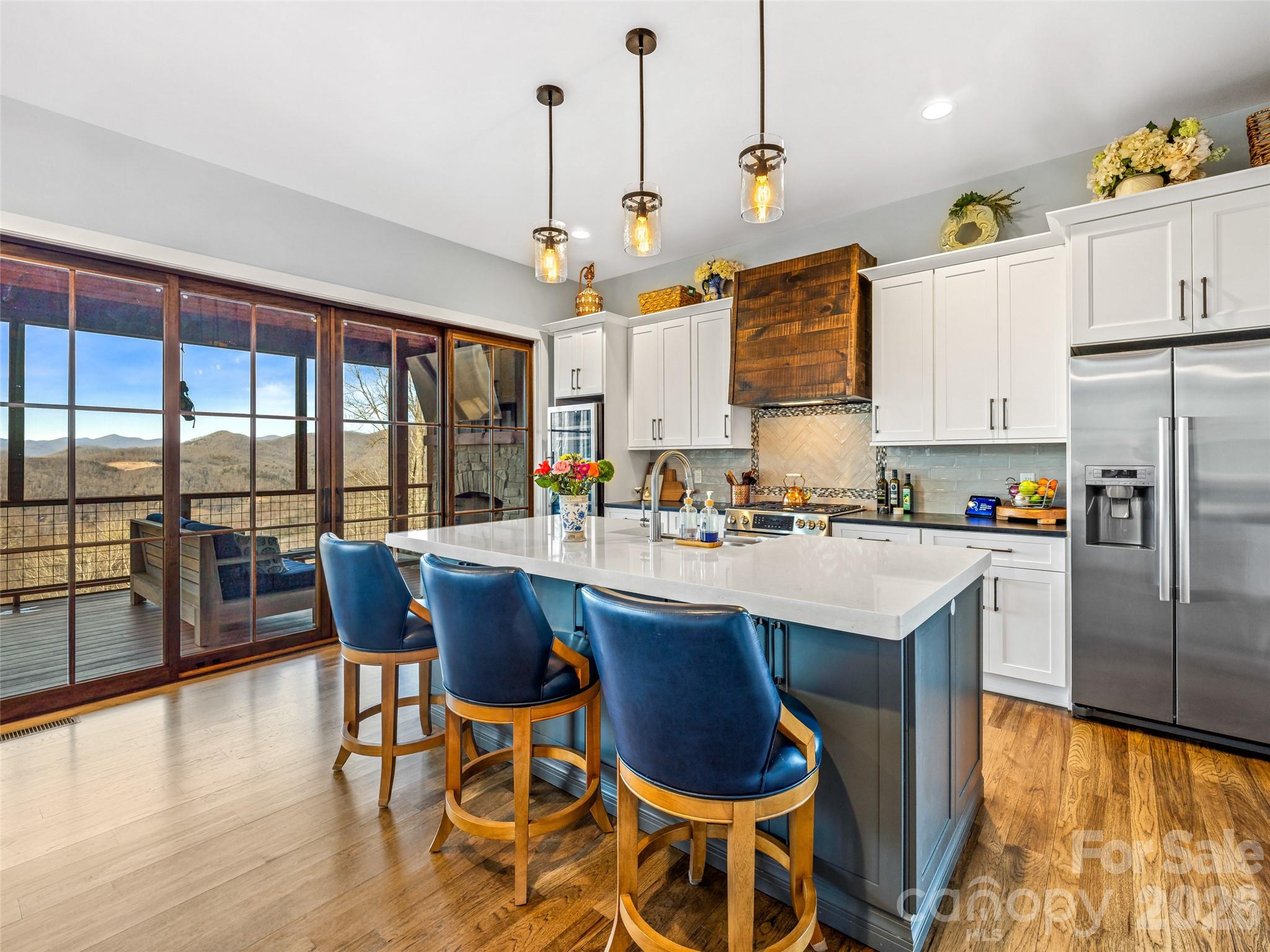 1839 Grandview Drive — Tuckasegee