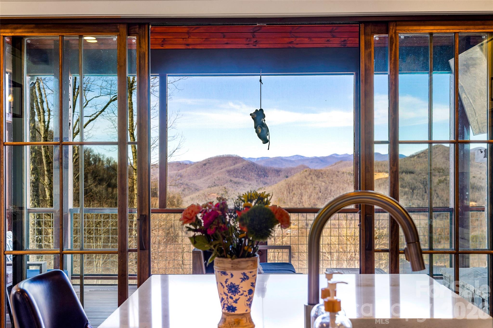 1839 Grandview Drive — Tuckasegee