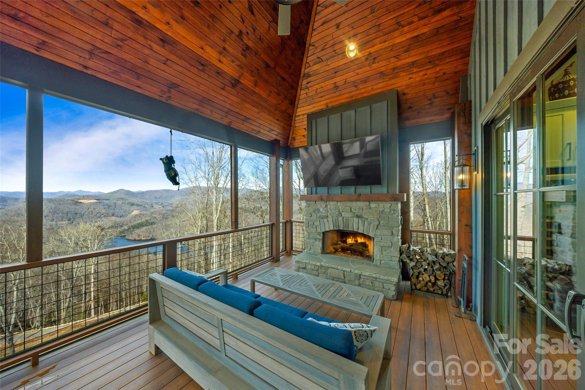 1839 Grandview Drive — Tuckasegee
