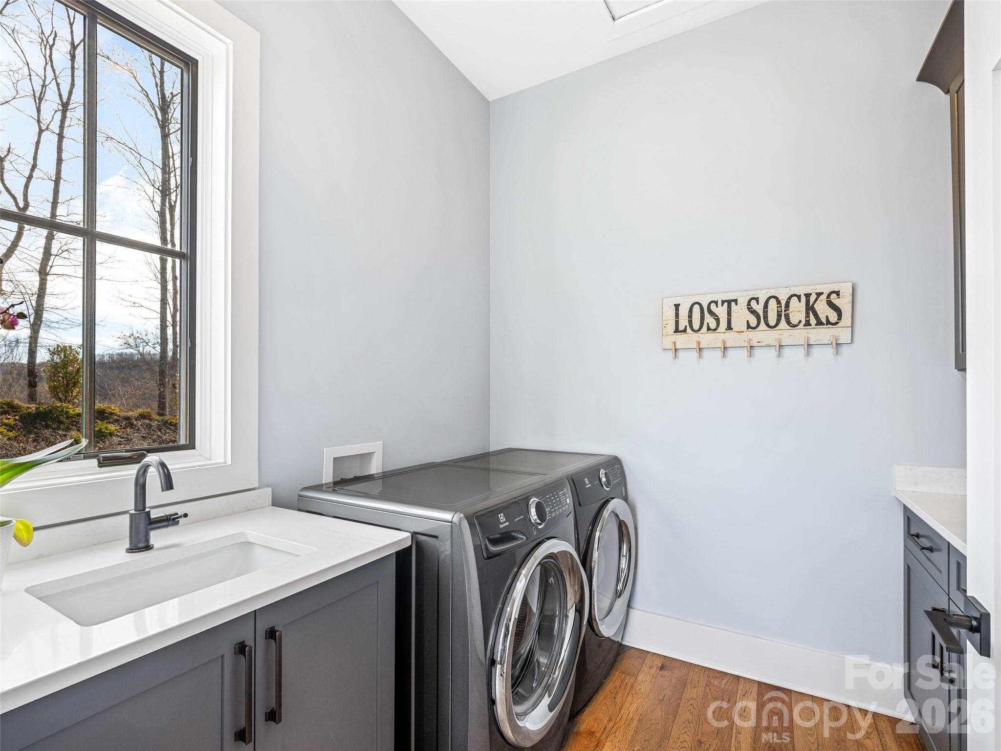 1839 Grandview Drive — Tuckasegee