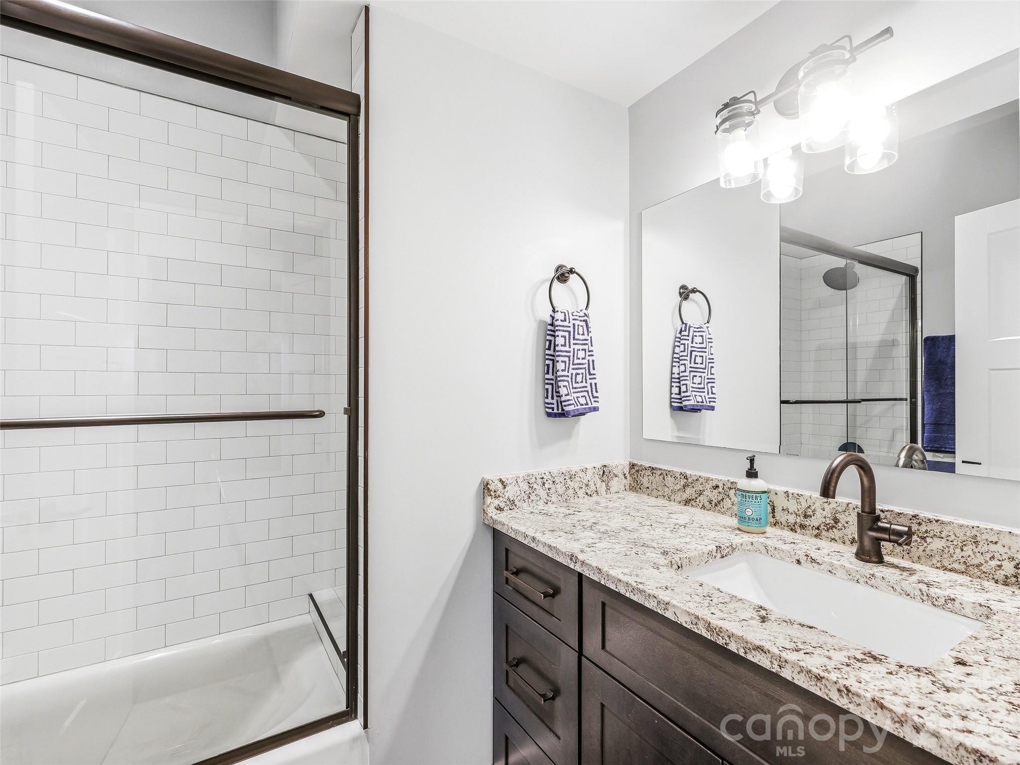 1839 Grandview Drive — Tuckasegee