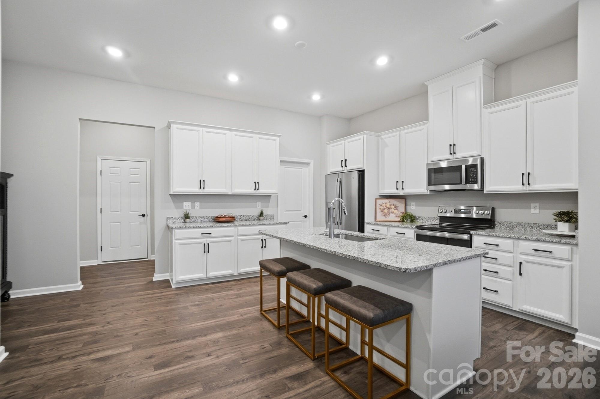 8928 Morning Mist Road — Charlotte