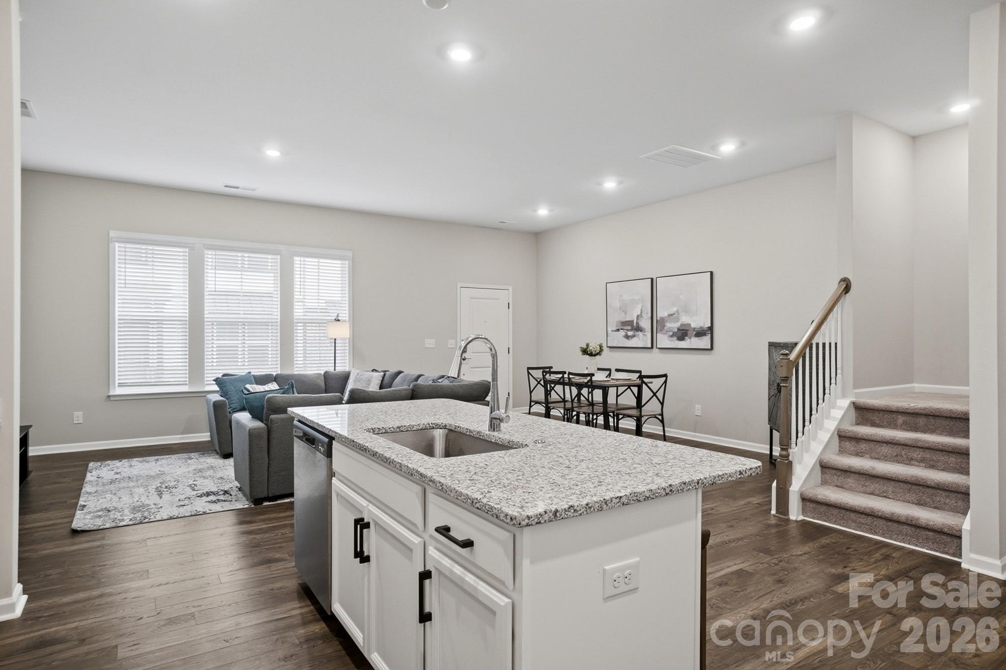 8928 Morning Mist Road — Charlotte