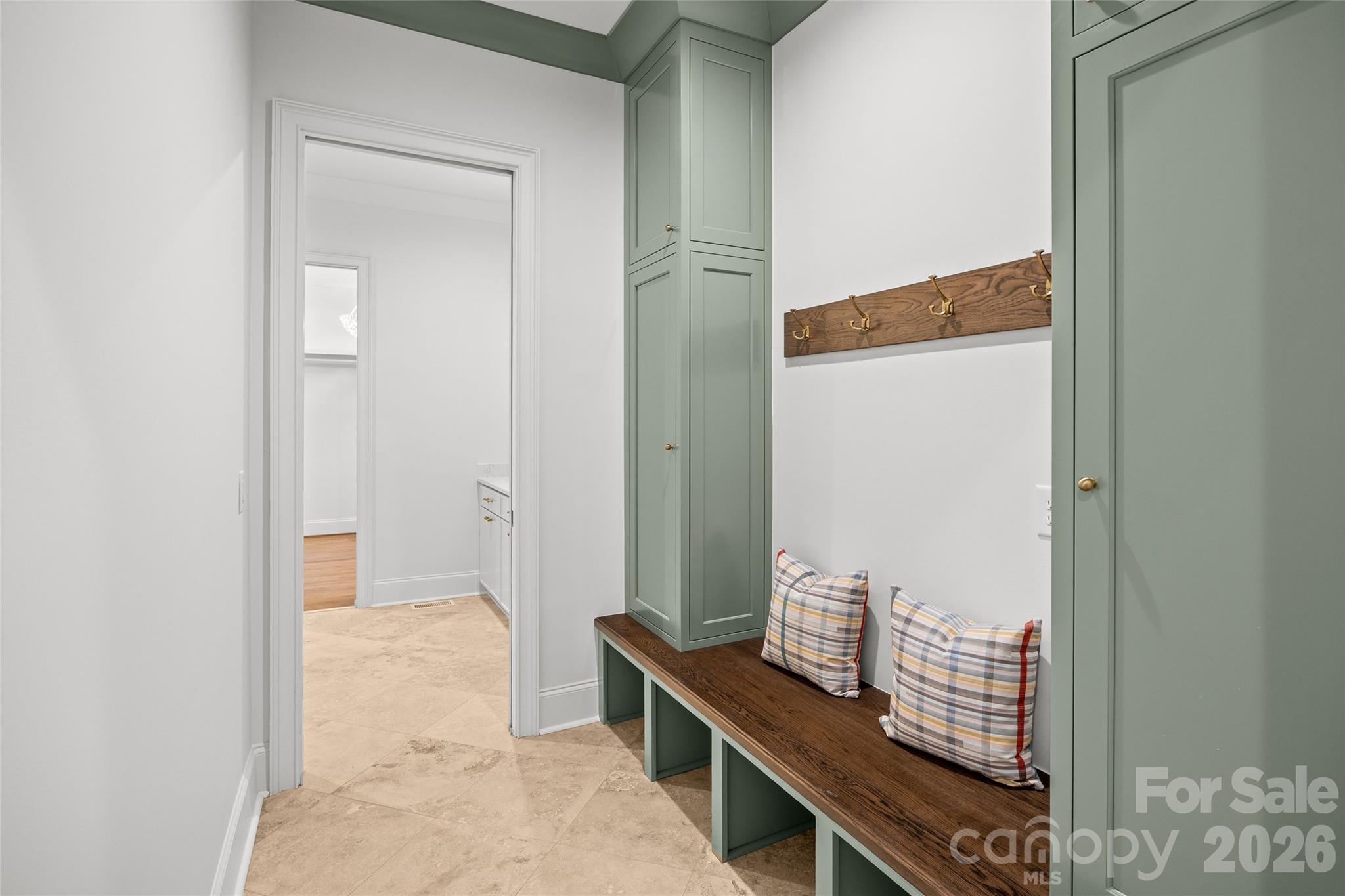 4715 Montclair Avenue — Charlotte