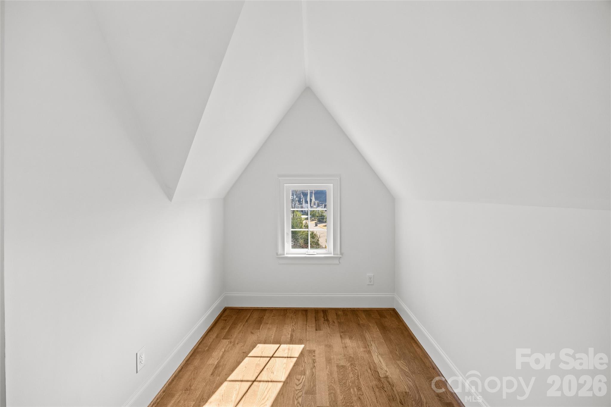 4715 Montclair Avenue — Charlotte