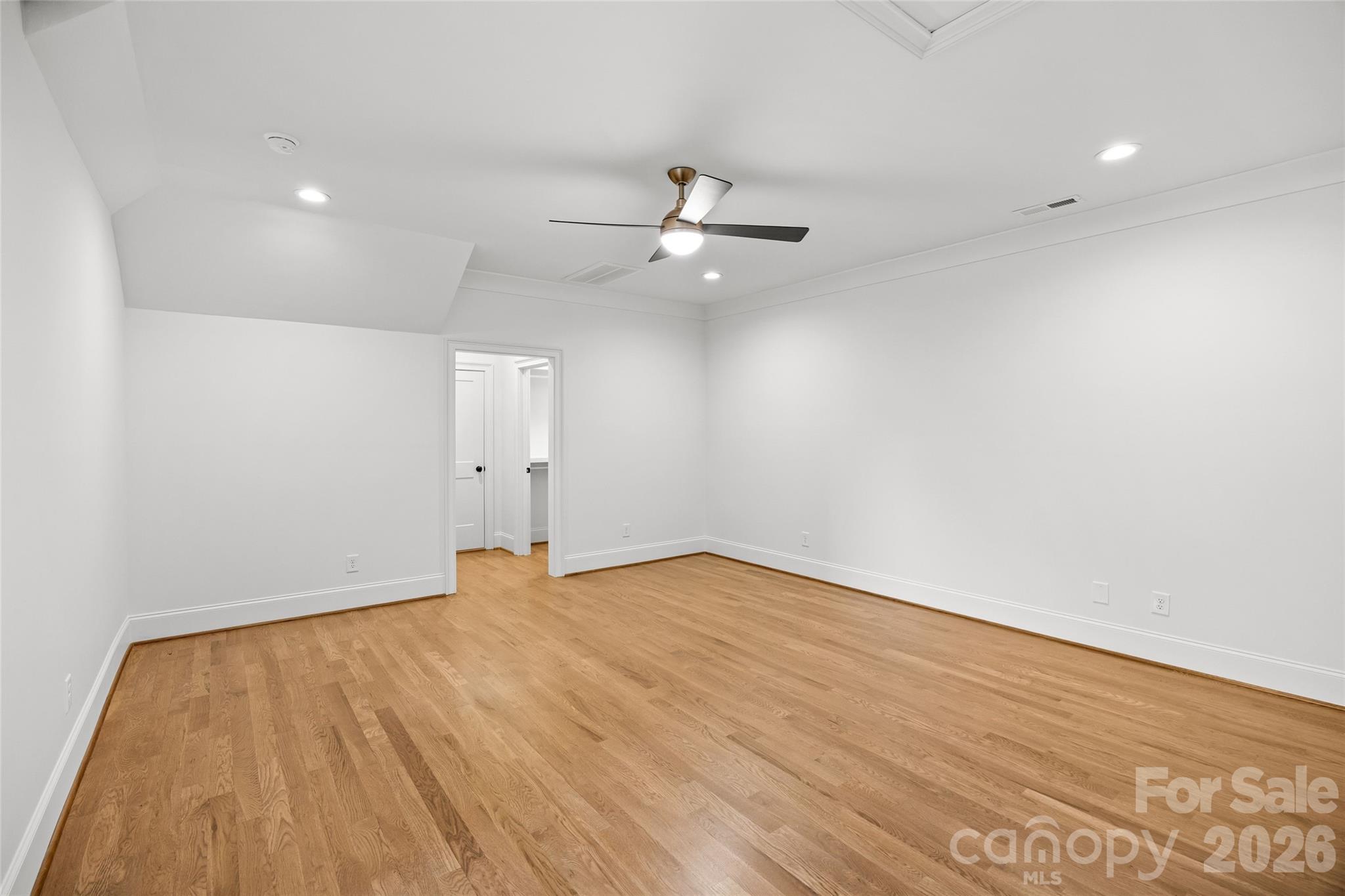 4715 Montclair Avenue — Charlotte