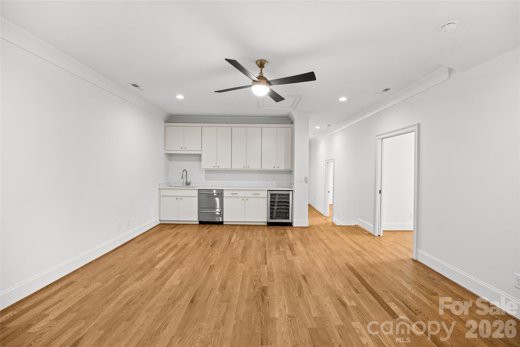 4715 Montclair Avenue — Charlotte