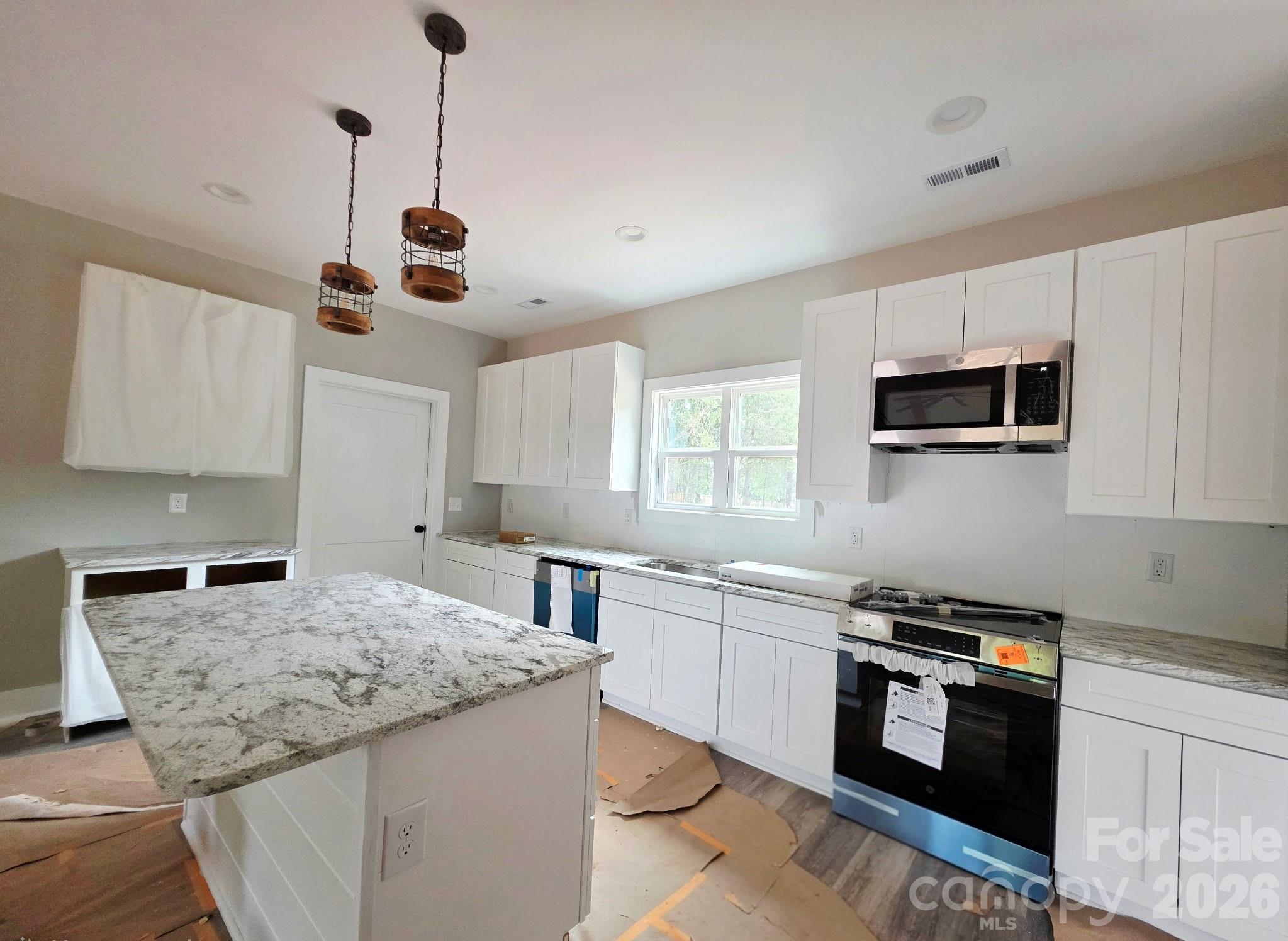 1248 Fincher Road — Fort Lawn