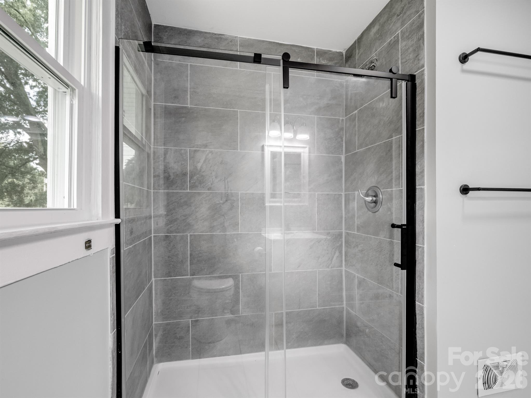 1806 Kingsley Drive — Albemarle
