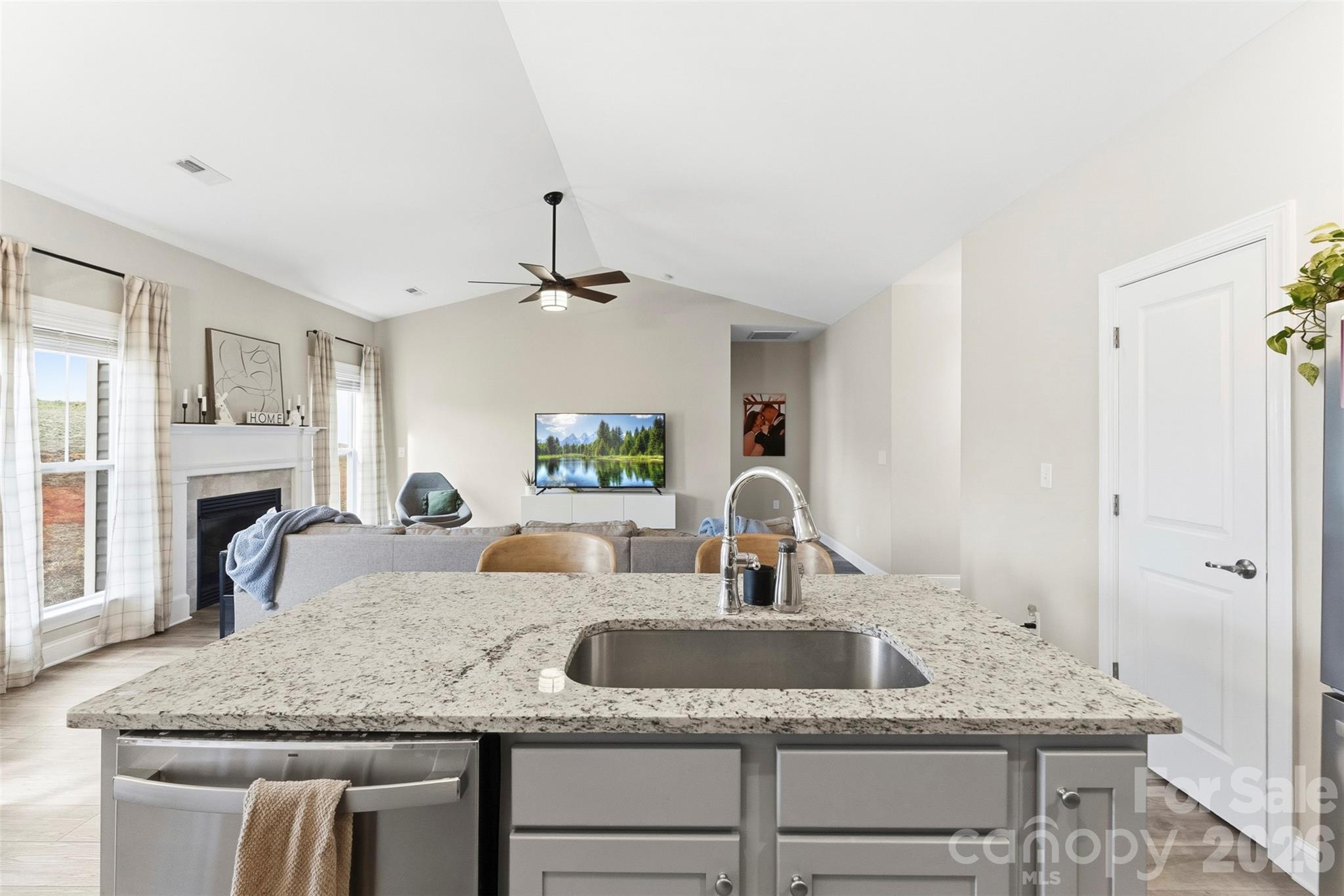 248 Pinnacle Crossing — Shelby