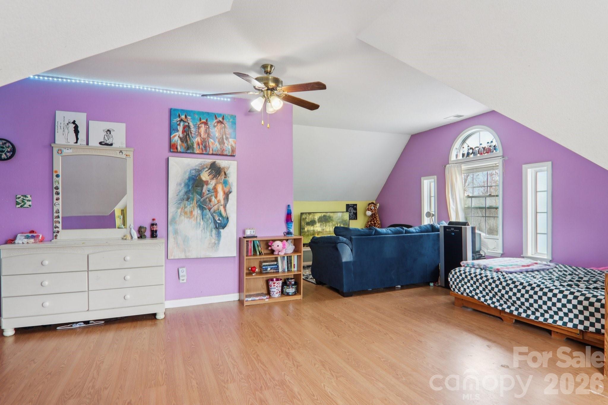 130 Crestview Street — Canton