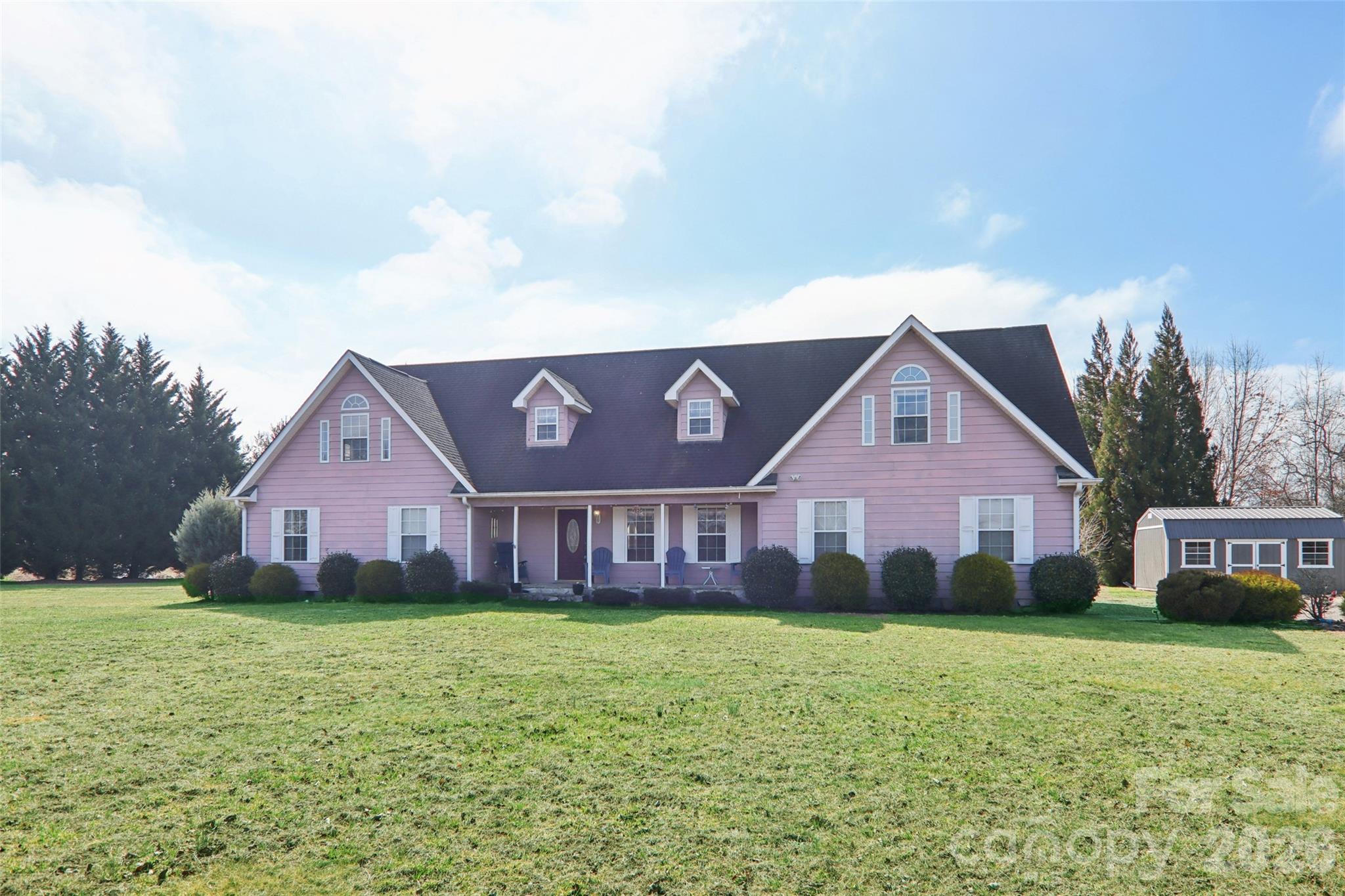 130 Crestview Street — Canton