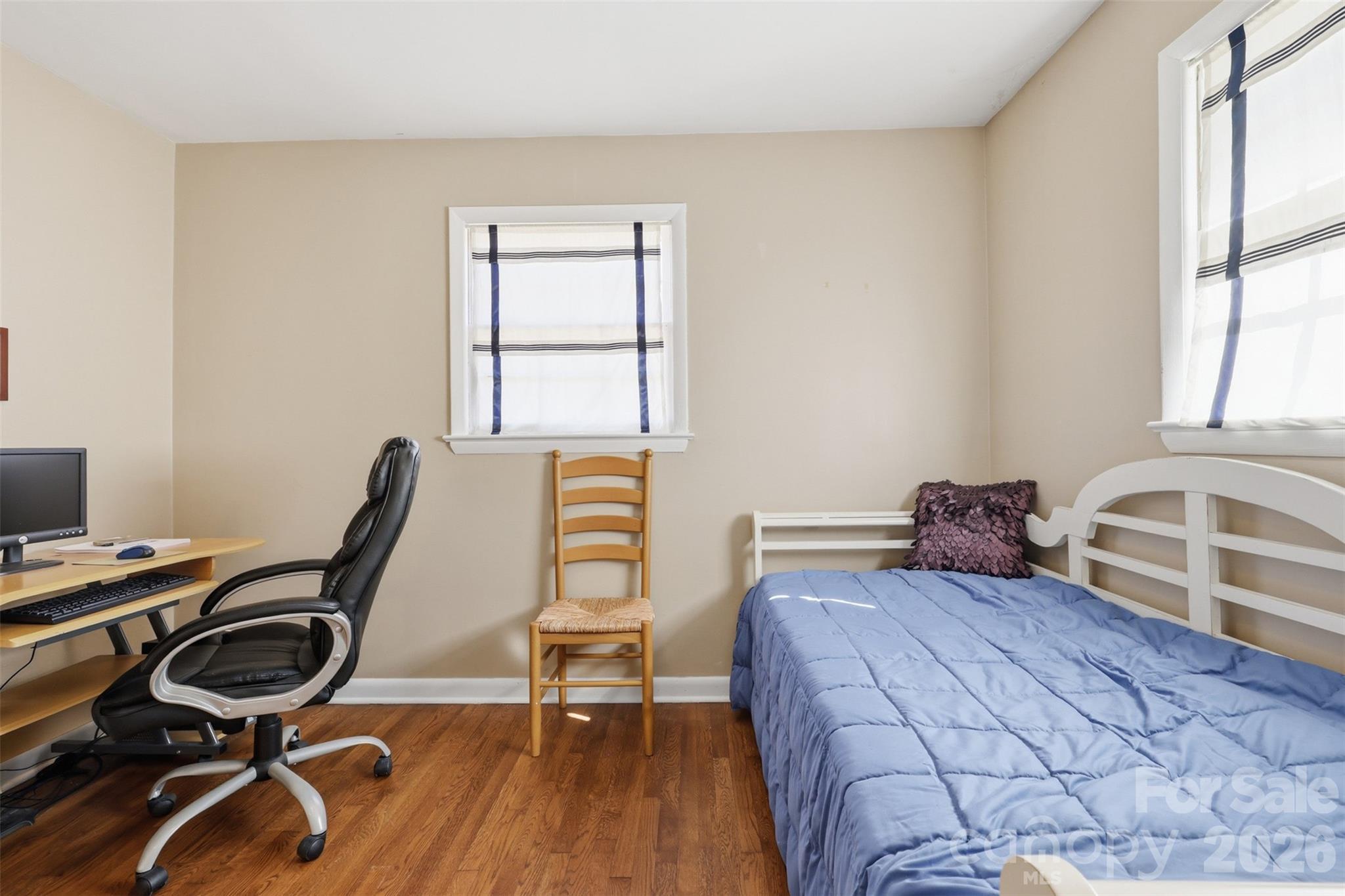 324 17th Avenue NE — Hickory