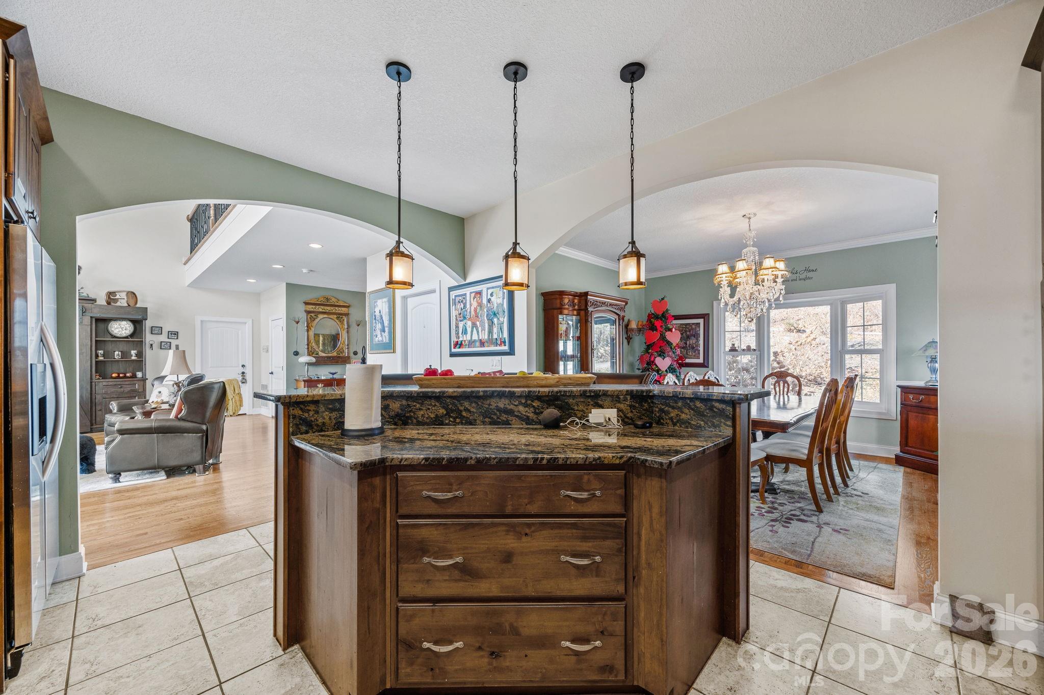 410 Lamp Post Drive — Zirconia