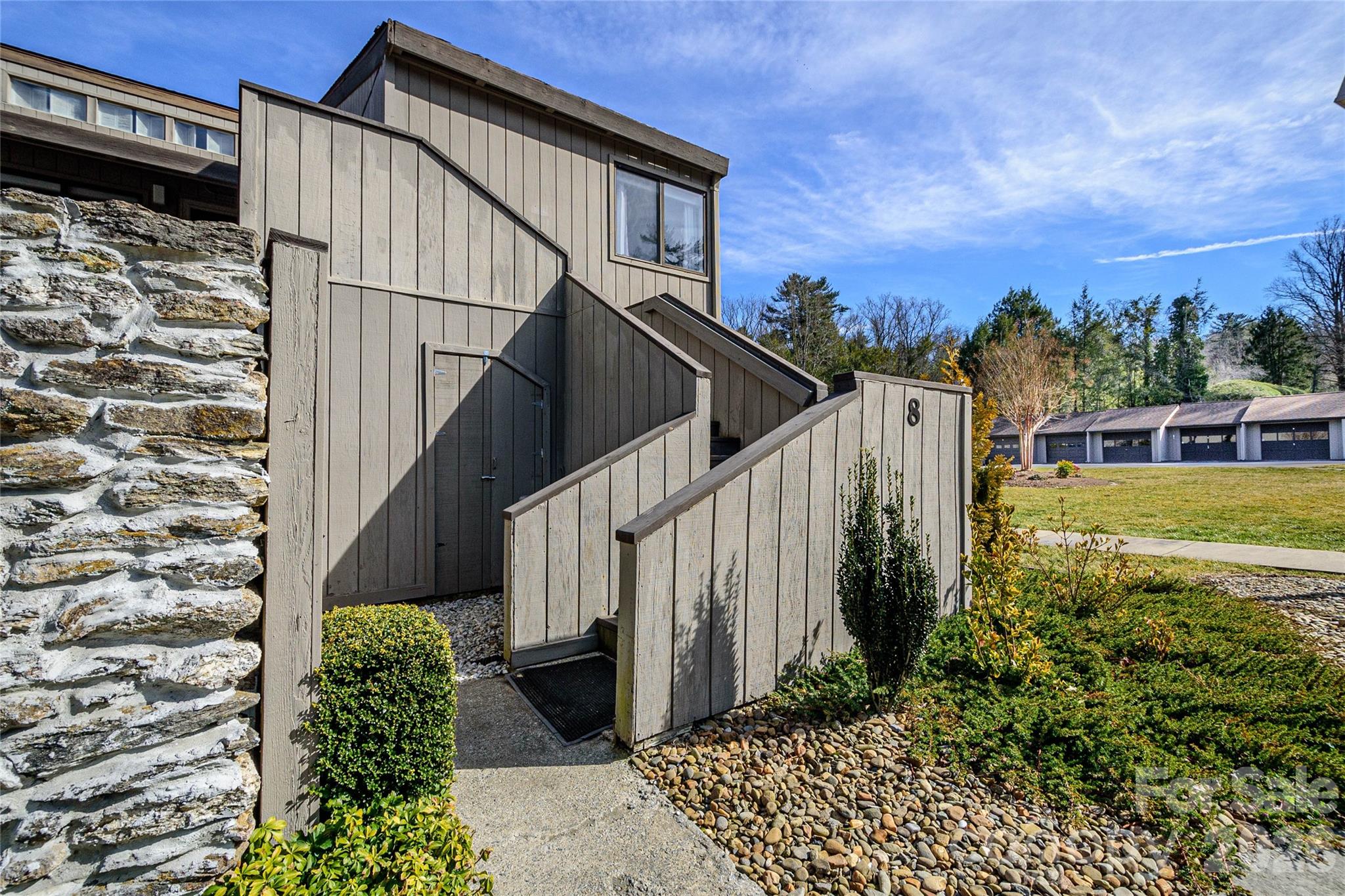 8 Lakemoor Lane #8 — Hendersonville