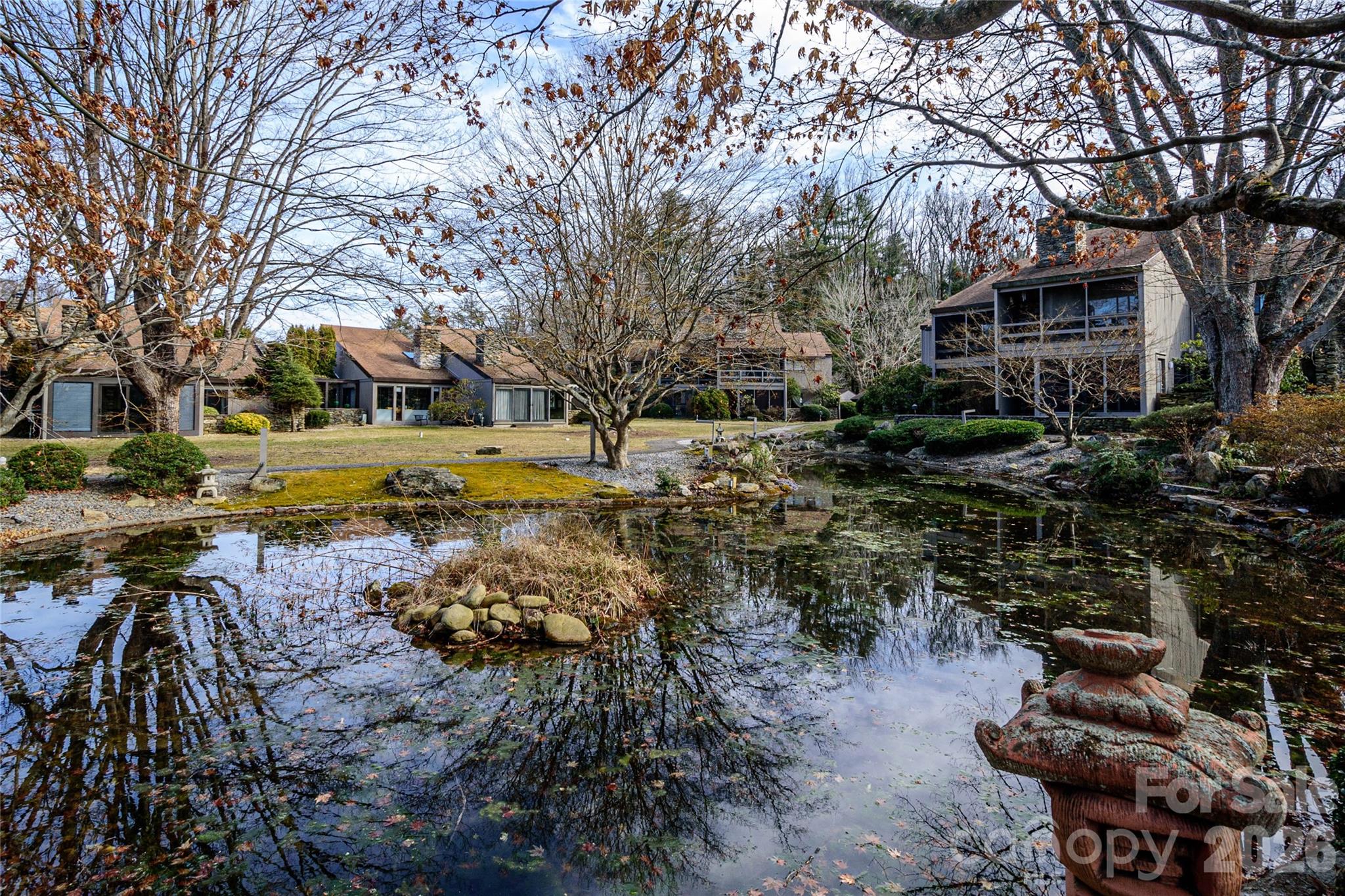 8 Lakemoor Lane #8 — Hendersonville