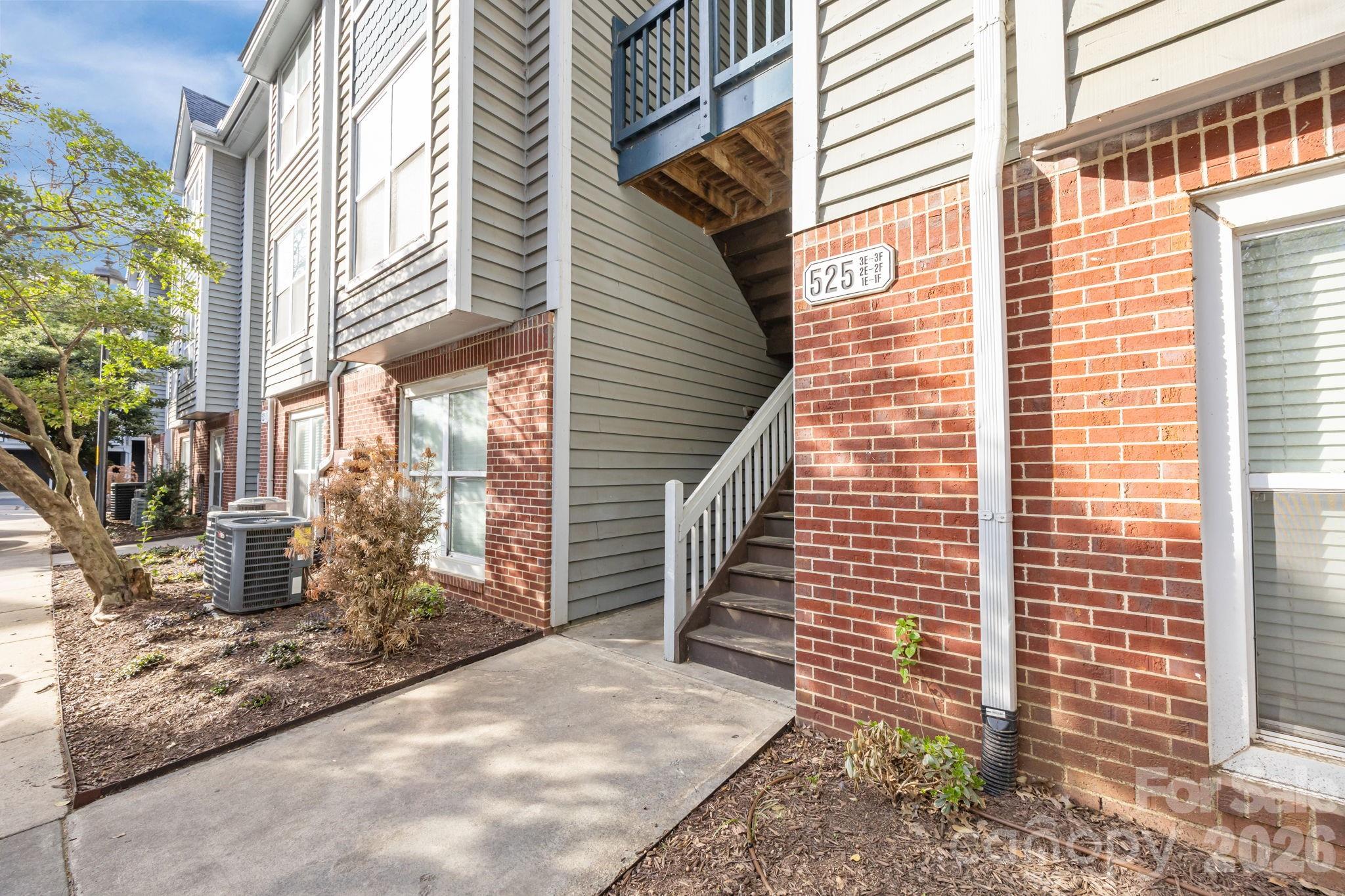 525 N Graham Street #2E — Charlotte