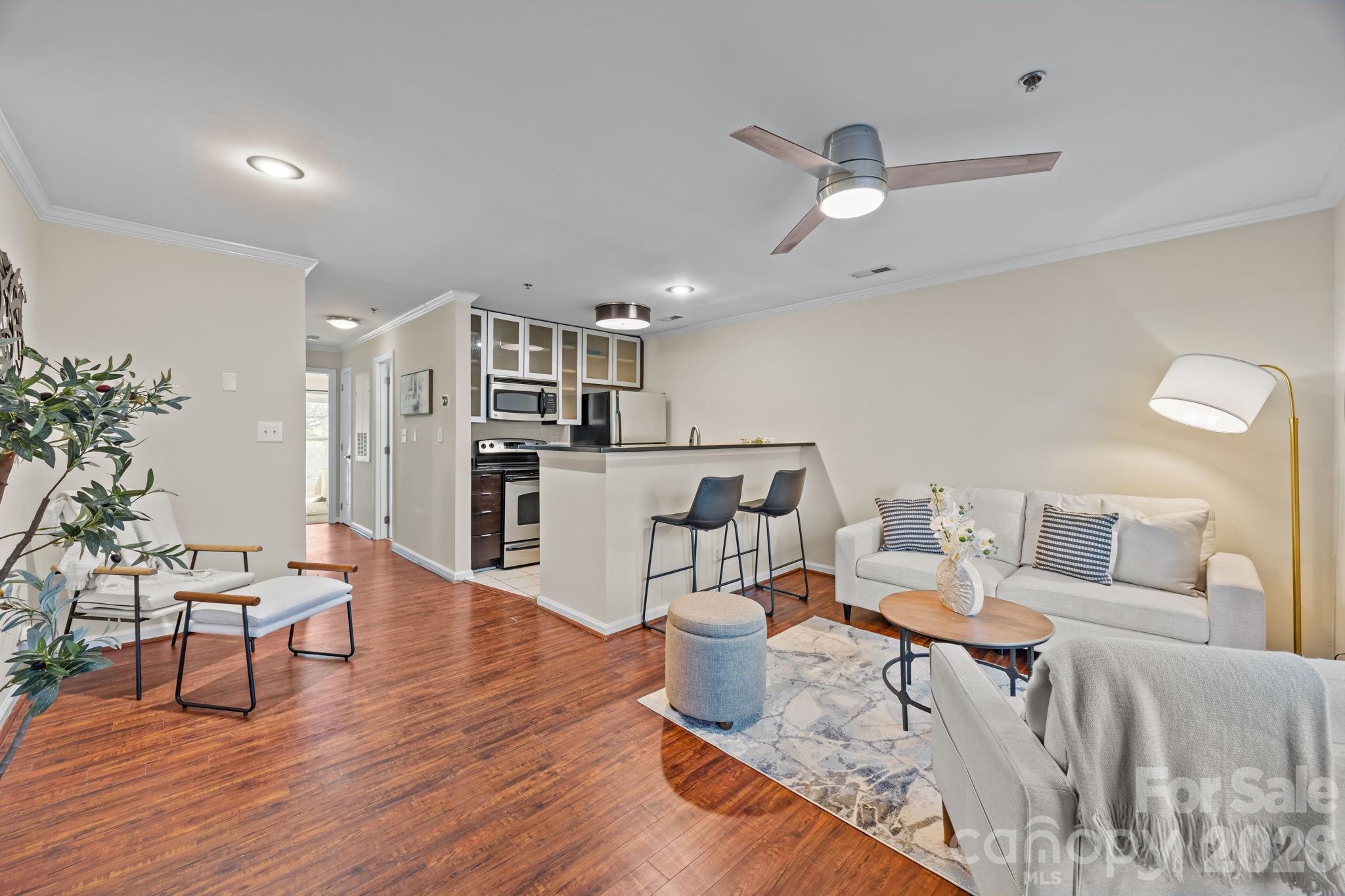525 N Graham Street #2E — Charlotte
