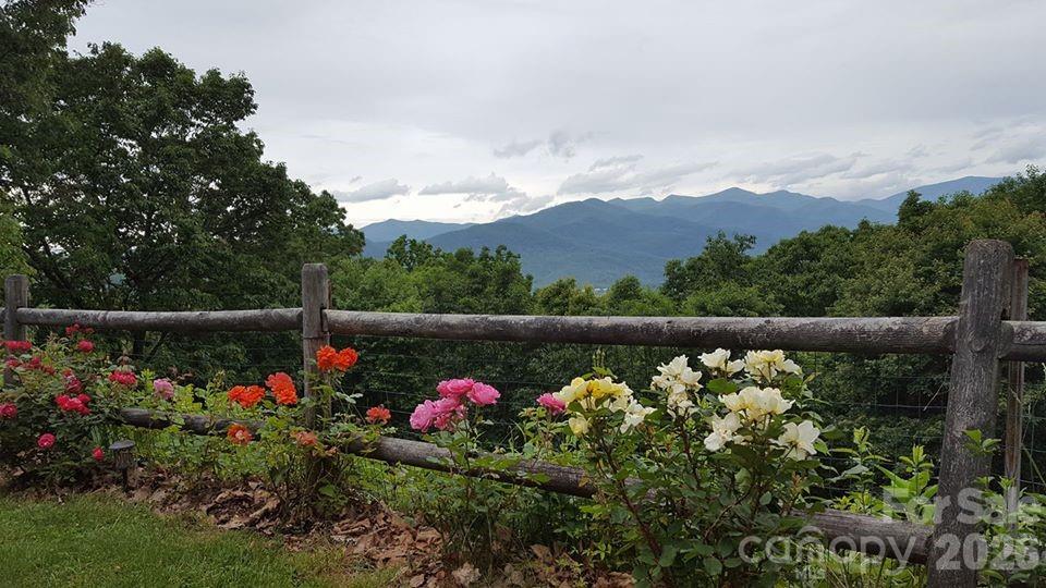 126 Wildflower Cove Drive — Swannanoa