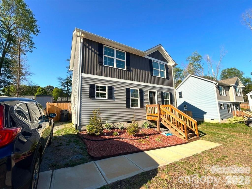 606 E Carpenter Street — Dallas