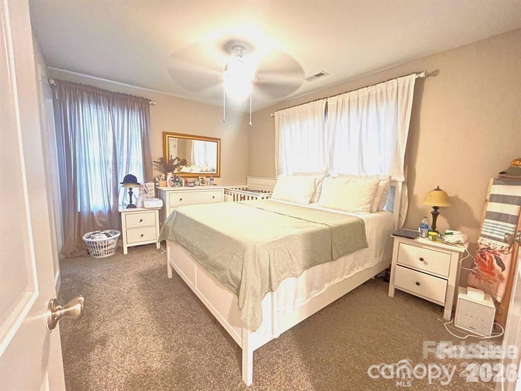 606 E Carpenter Street — Dallas