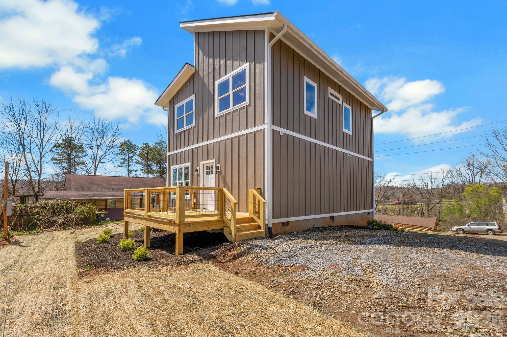 31 Elkwood Avenue — Asheville