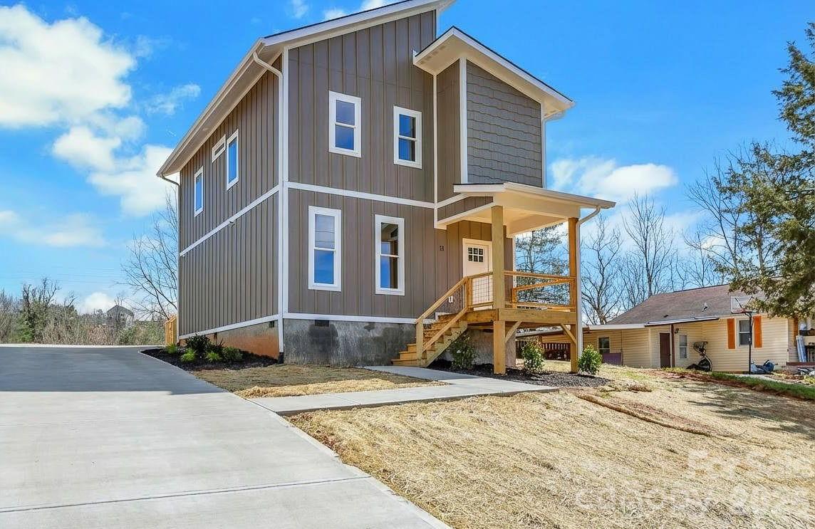 31 Elkwood Avenue — Asheville