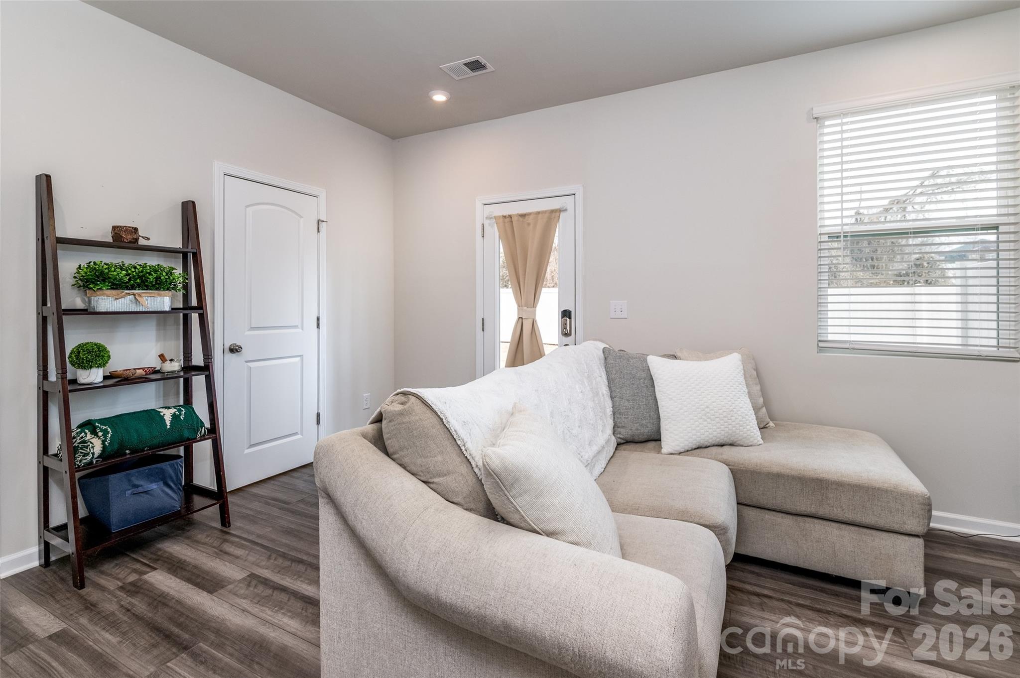 1206 Keydet Drive — Charlotte