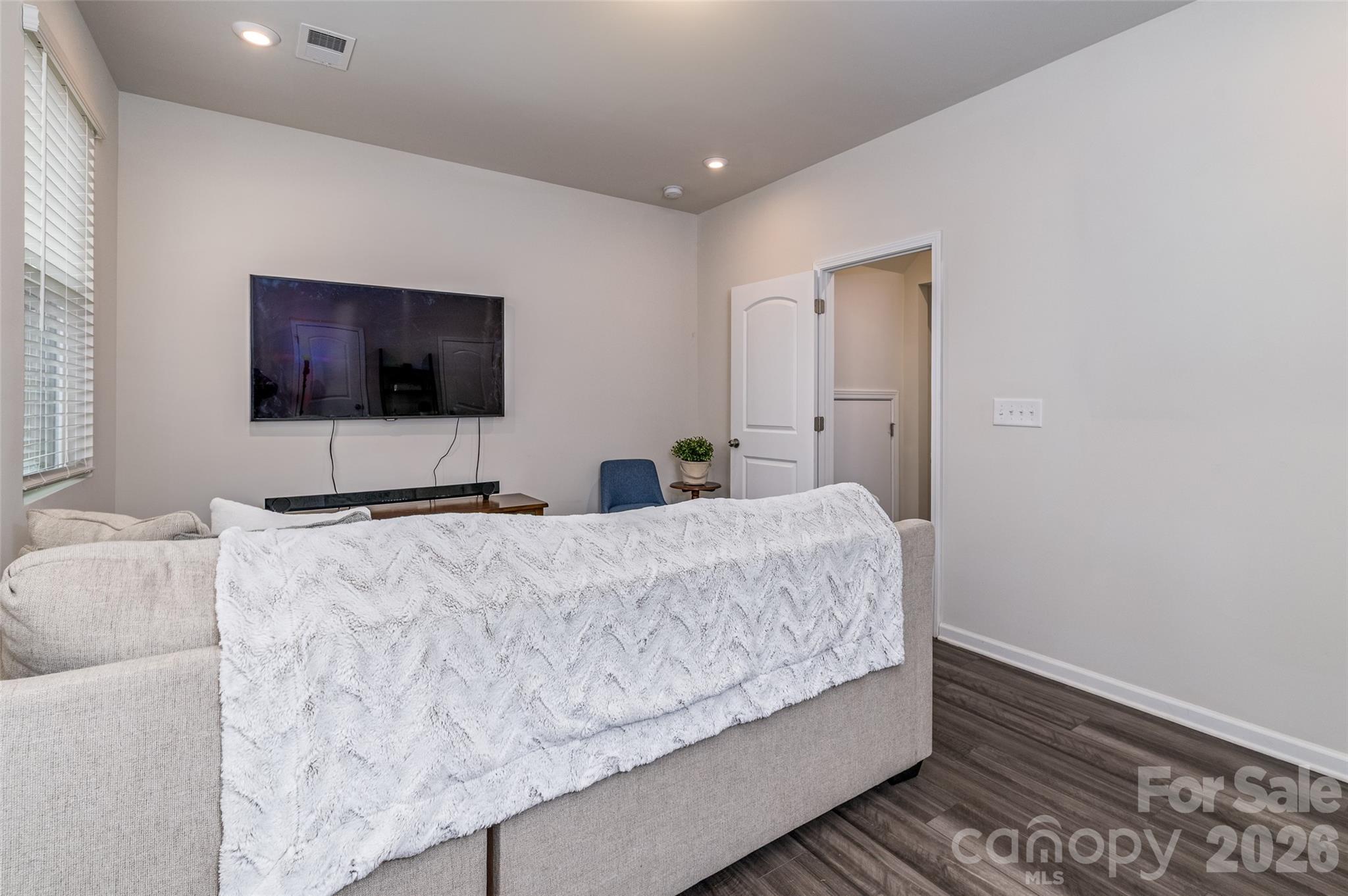 1206 Keydet Drive — Charlotte