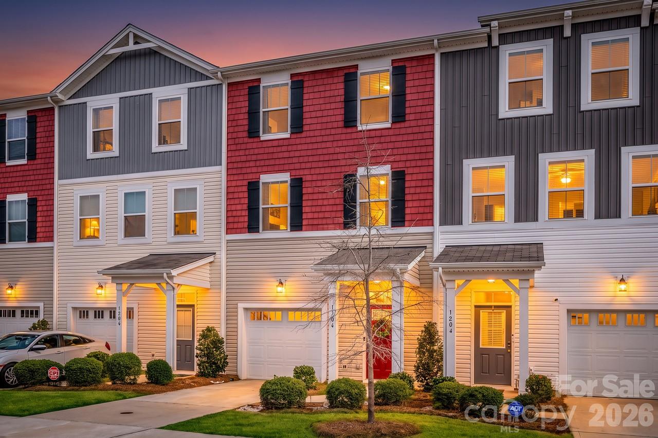 1206 Keydet Drive — Charlotte