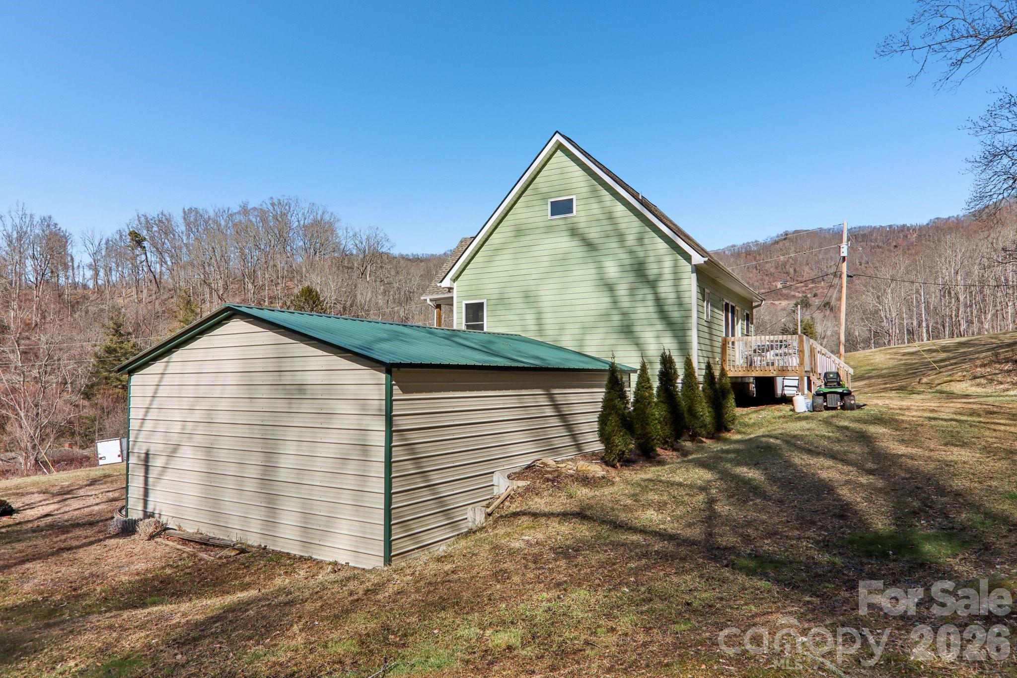 530 Wilson Cove Road — Canton