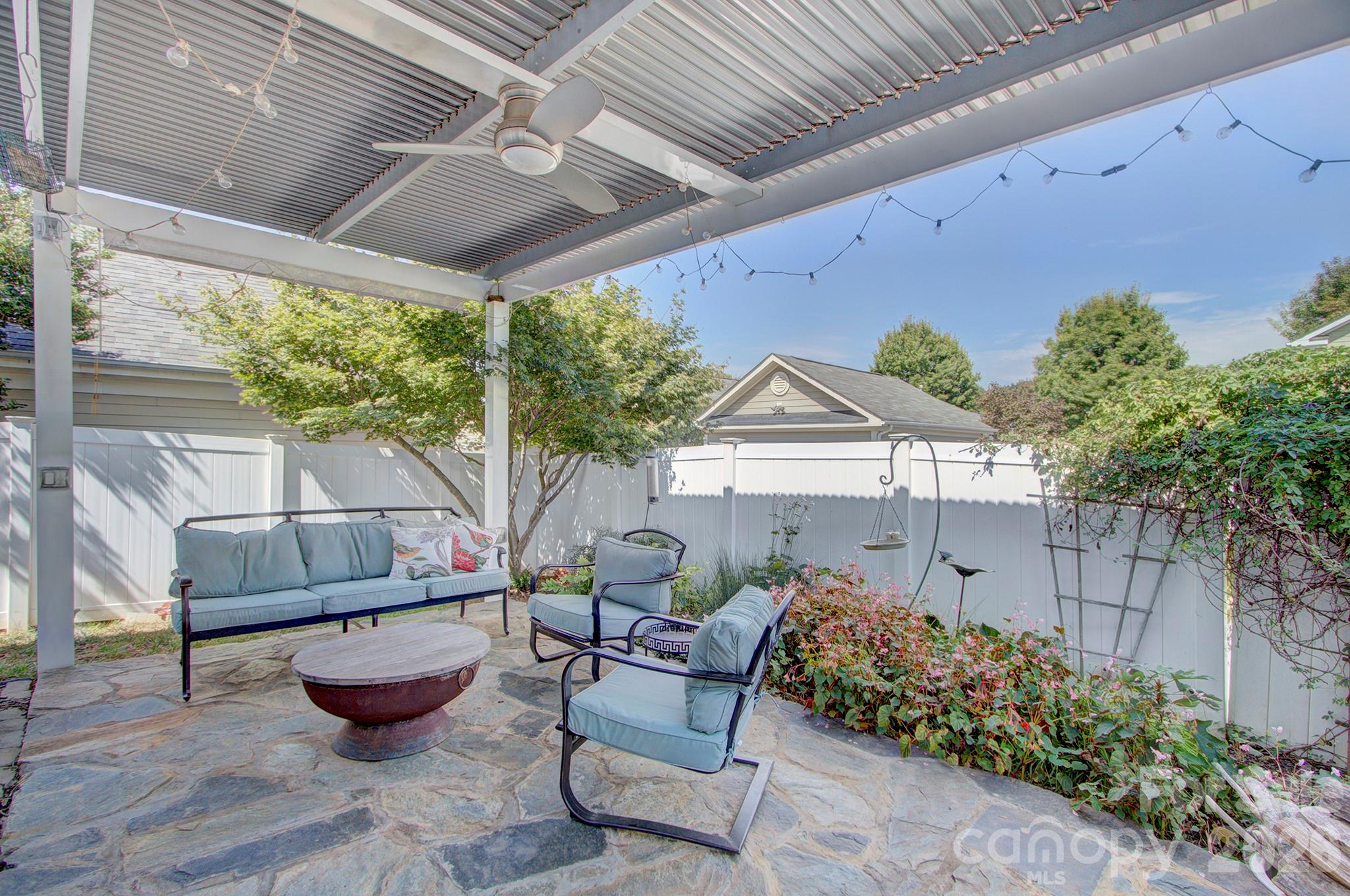 14619 Holly Springs Drive — Huntersville