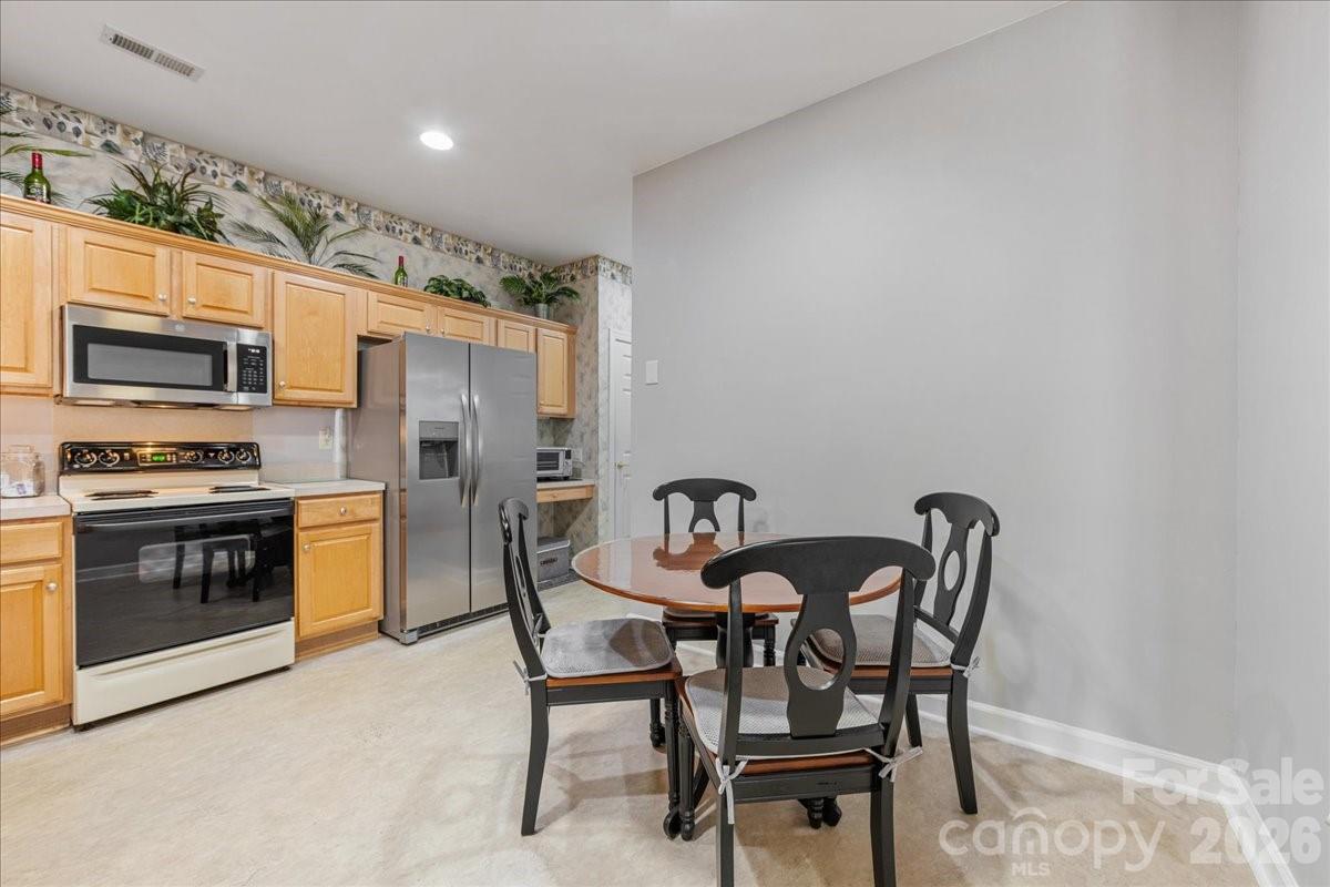 8368 Windsor Ridge Drive — Charlotte