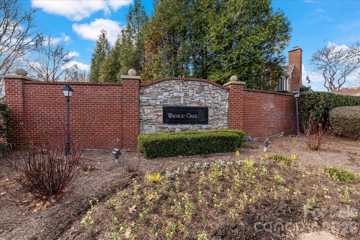 8368 Windsor Ridge Drive — Charlotte