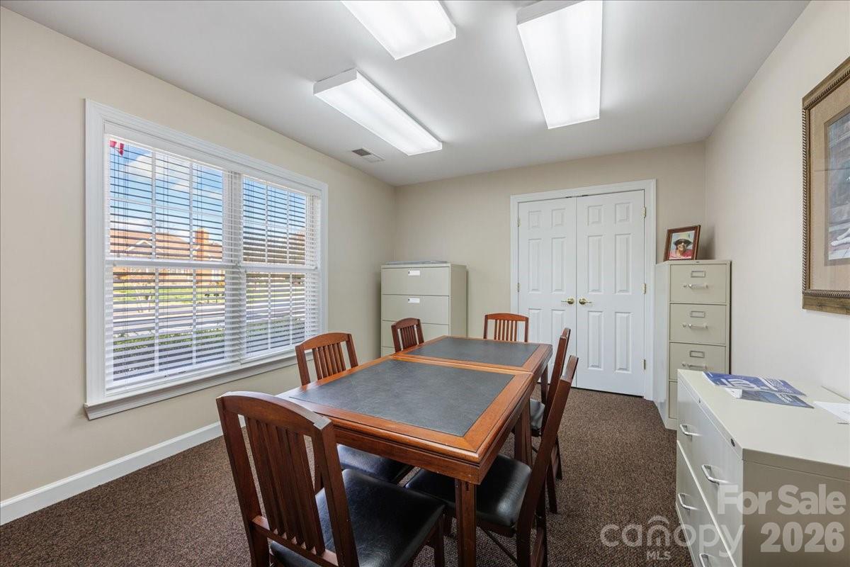 8368 Windsor Ridge Drive — Charlotte