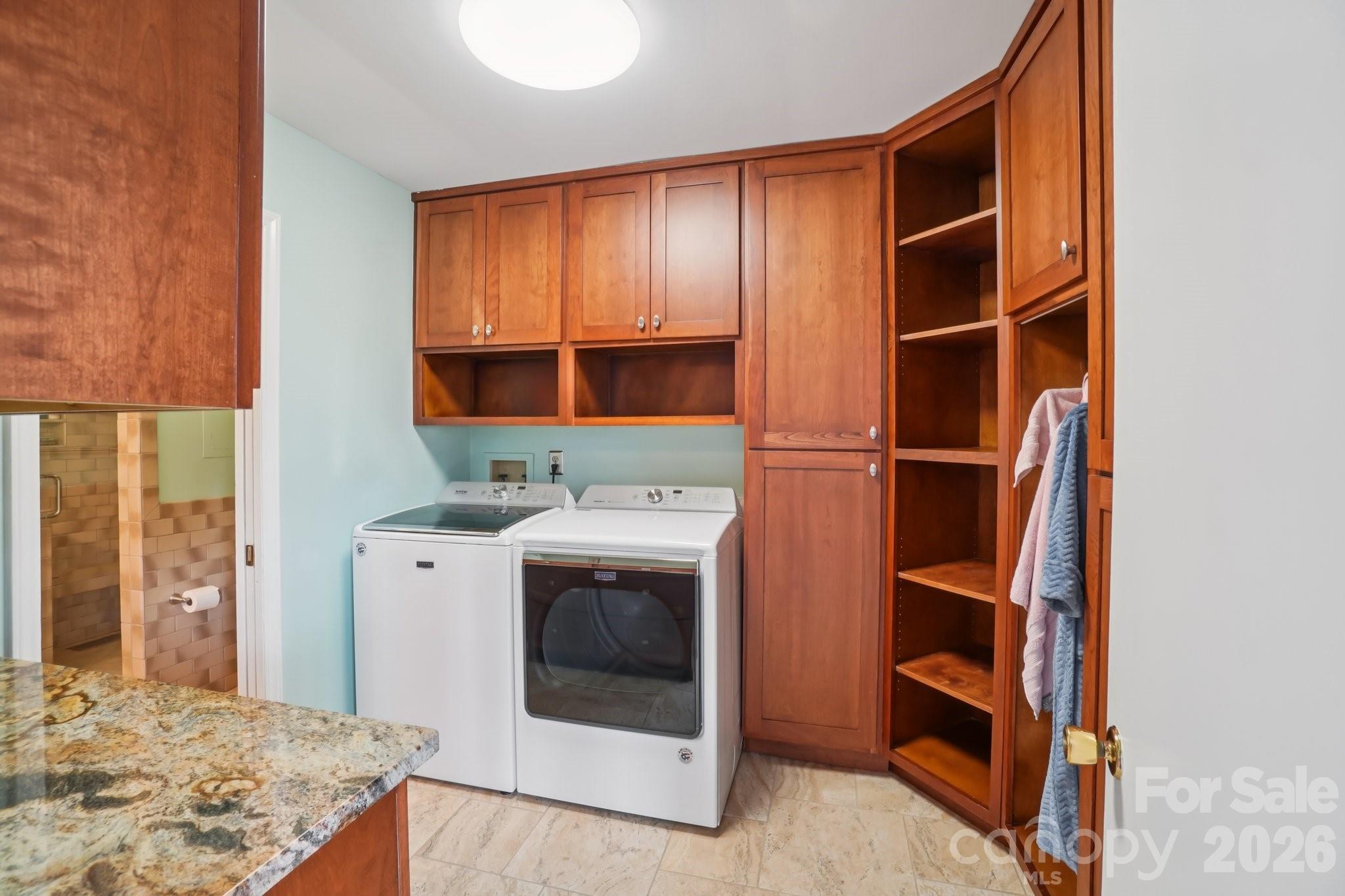 623 Owensby Road — Hendersonville