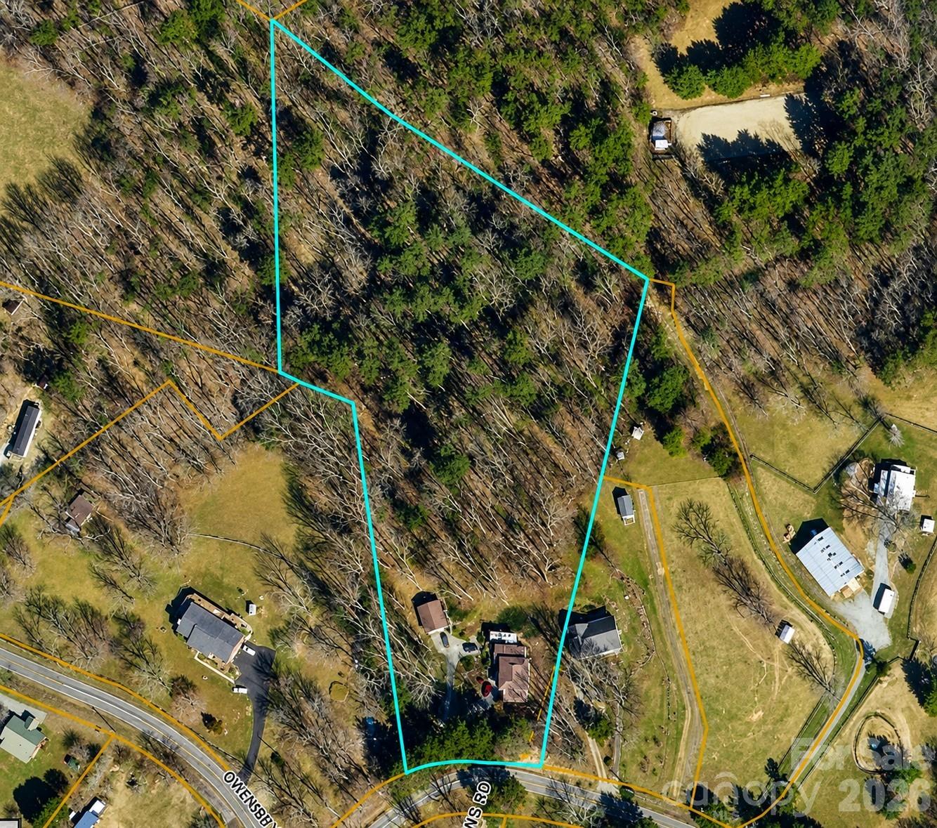 623 Owensby Road — Hendersonville