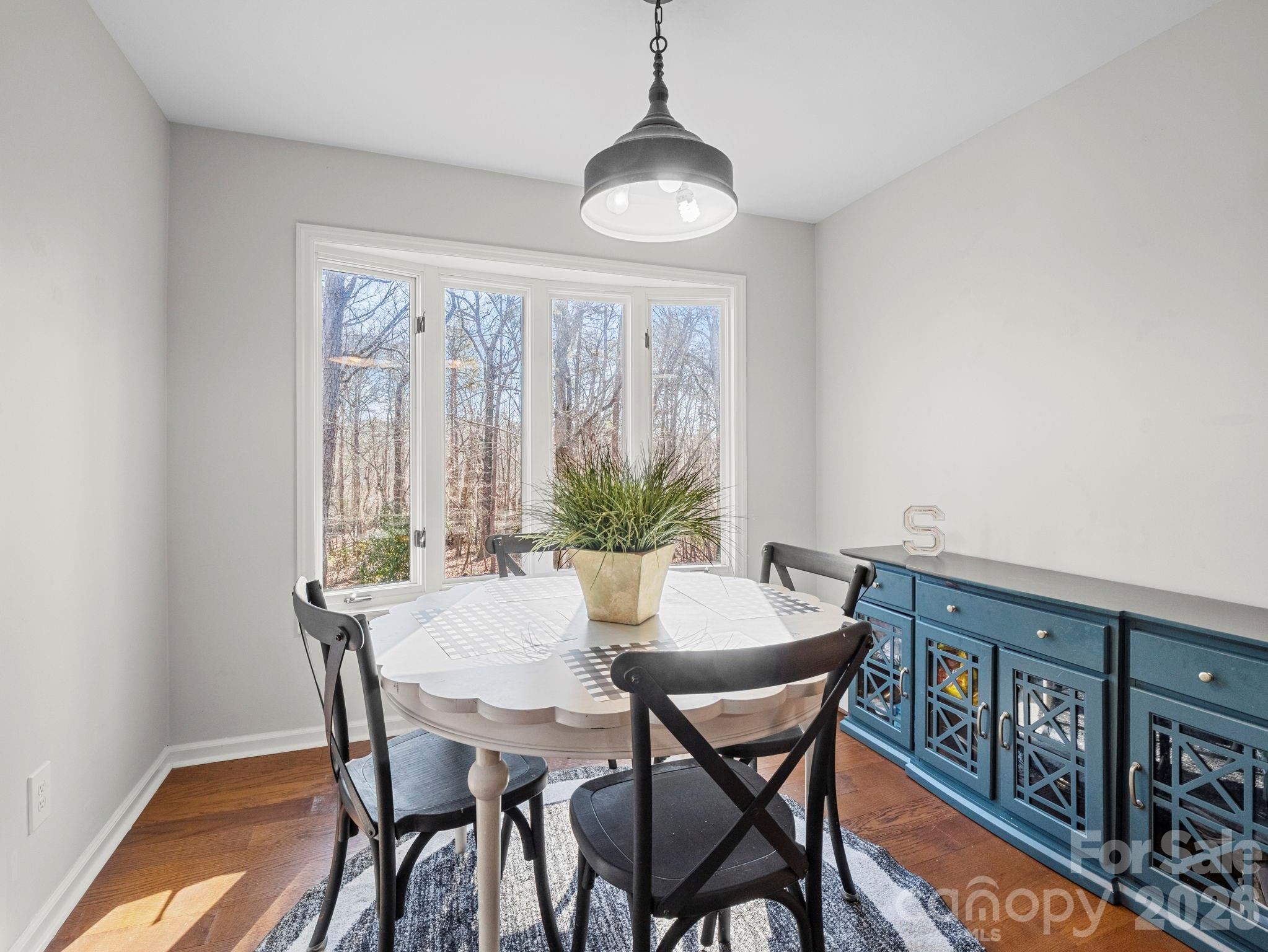 423 Mountain View Drive — Columbus