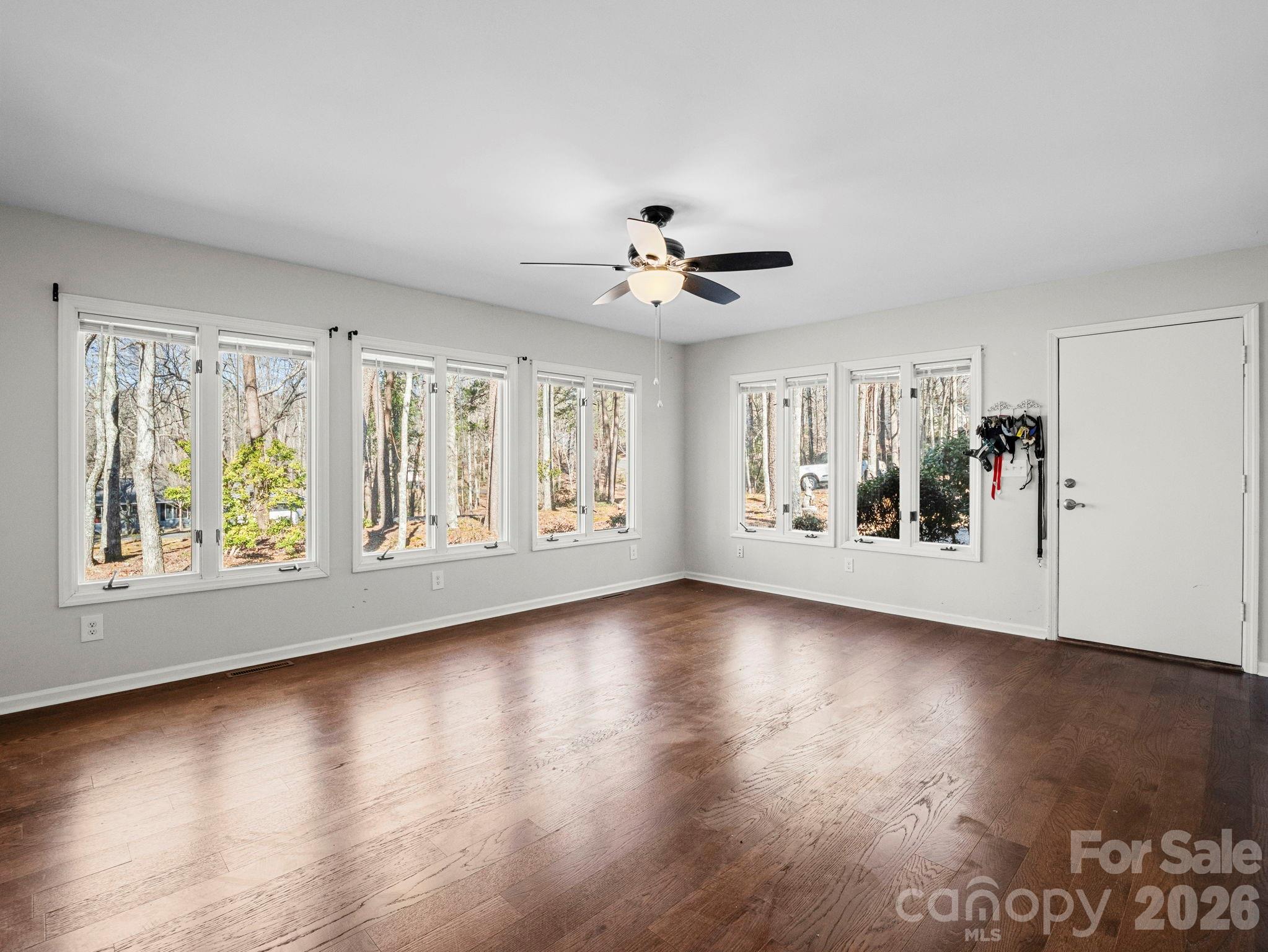 423 Mountain View Drive — Columbus