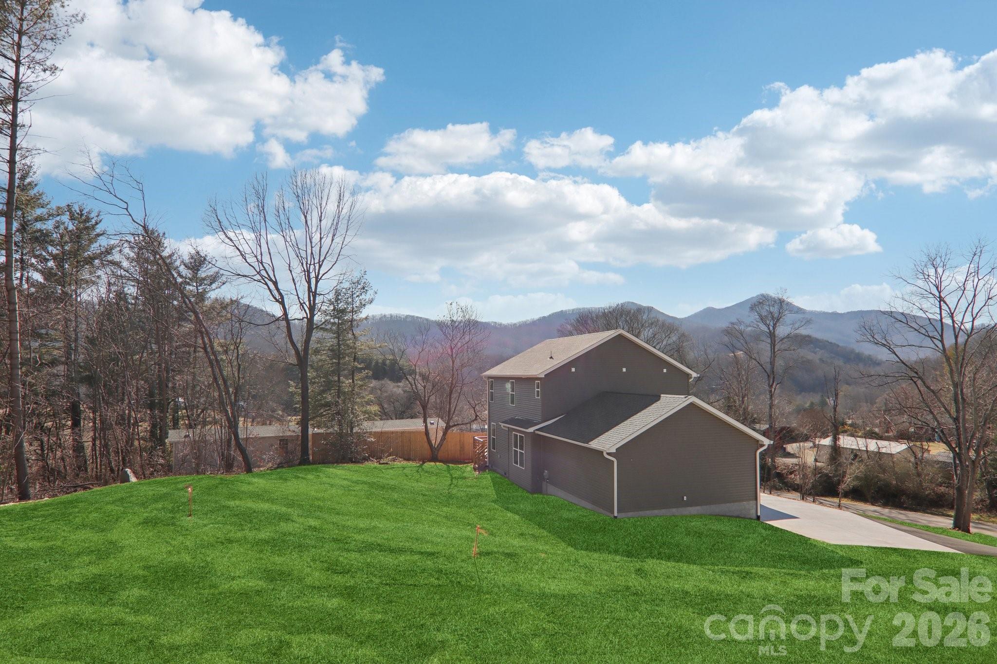 127 Lincoln Ridge Drive — Candler
