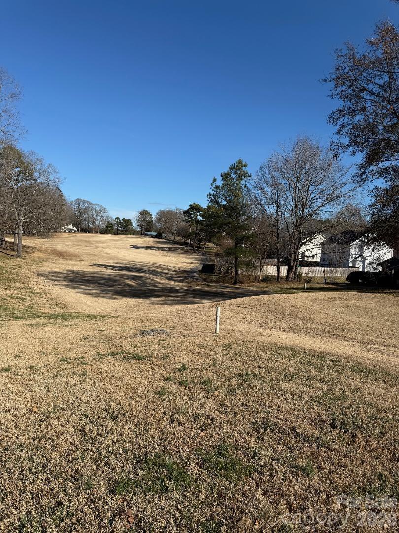 220 Wildwood Drive — Salisbury