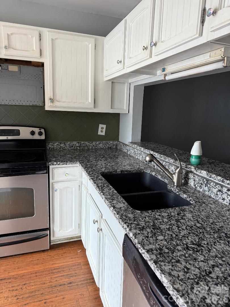 220 Wildwood Drive — Salisbury